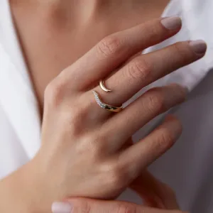 14k Gold Stoned Curved Ivy Ring