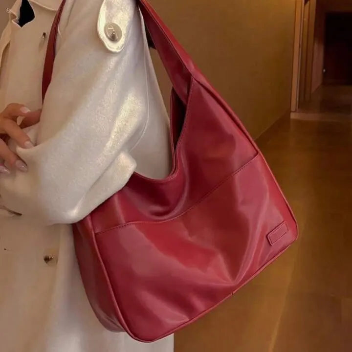 Alexandria – Minimalist Slouch Shoulder Bag