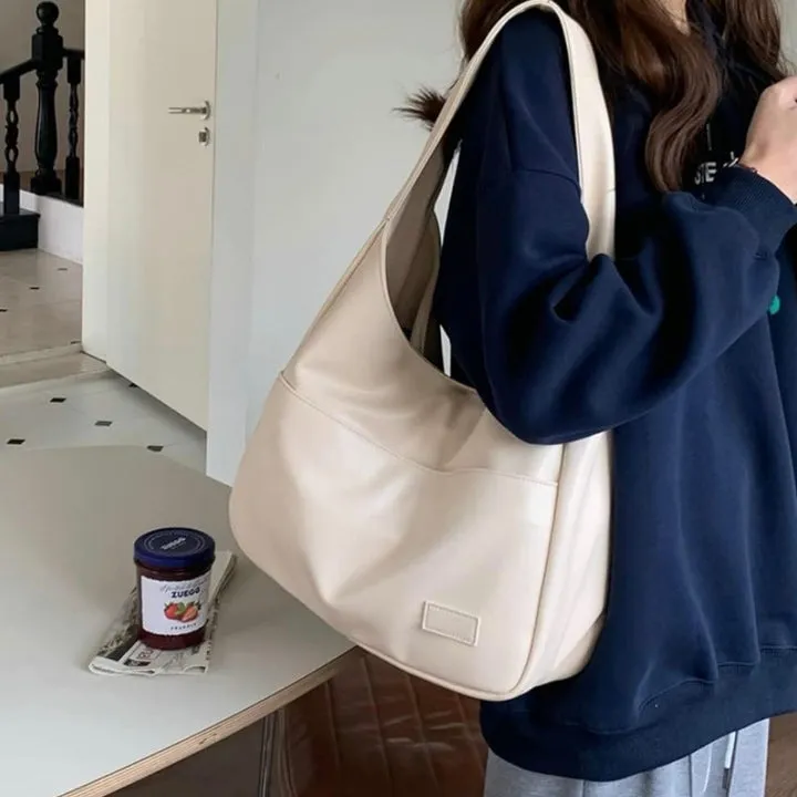 Alexandria – Minimalist Slouch Shoulder Bag