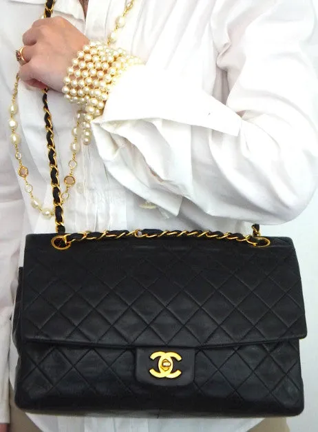 Authentic Chanel VNTG Quilted Navy 2.55 Jumbo   Wallet