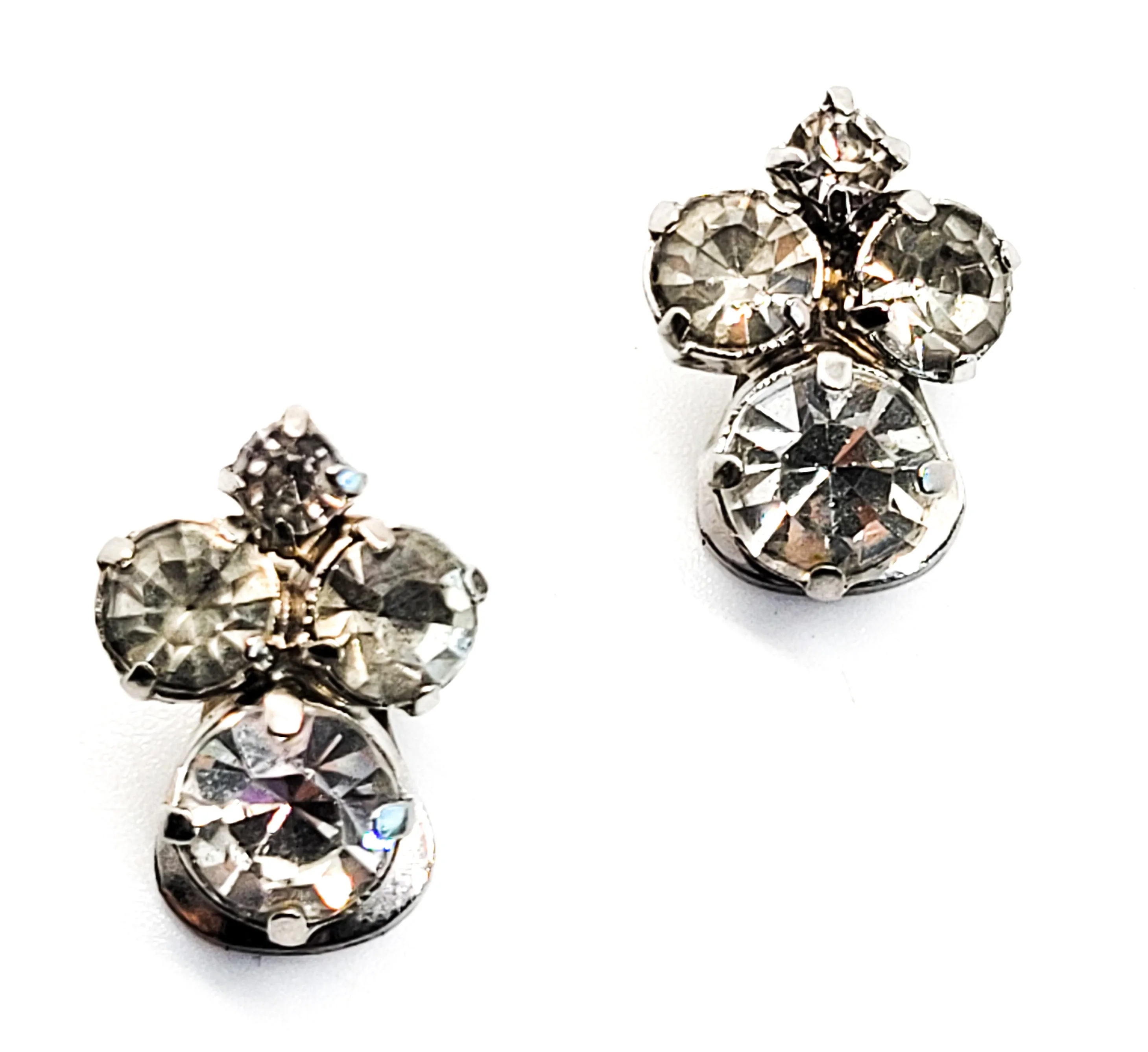 Bright vintage clear rhinestone silver toned button clip on earrings mid century