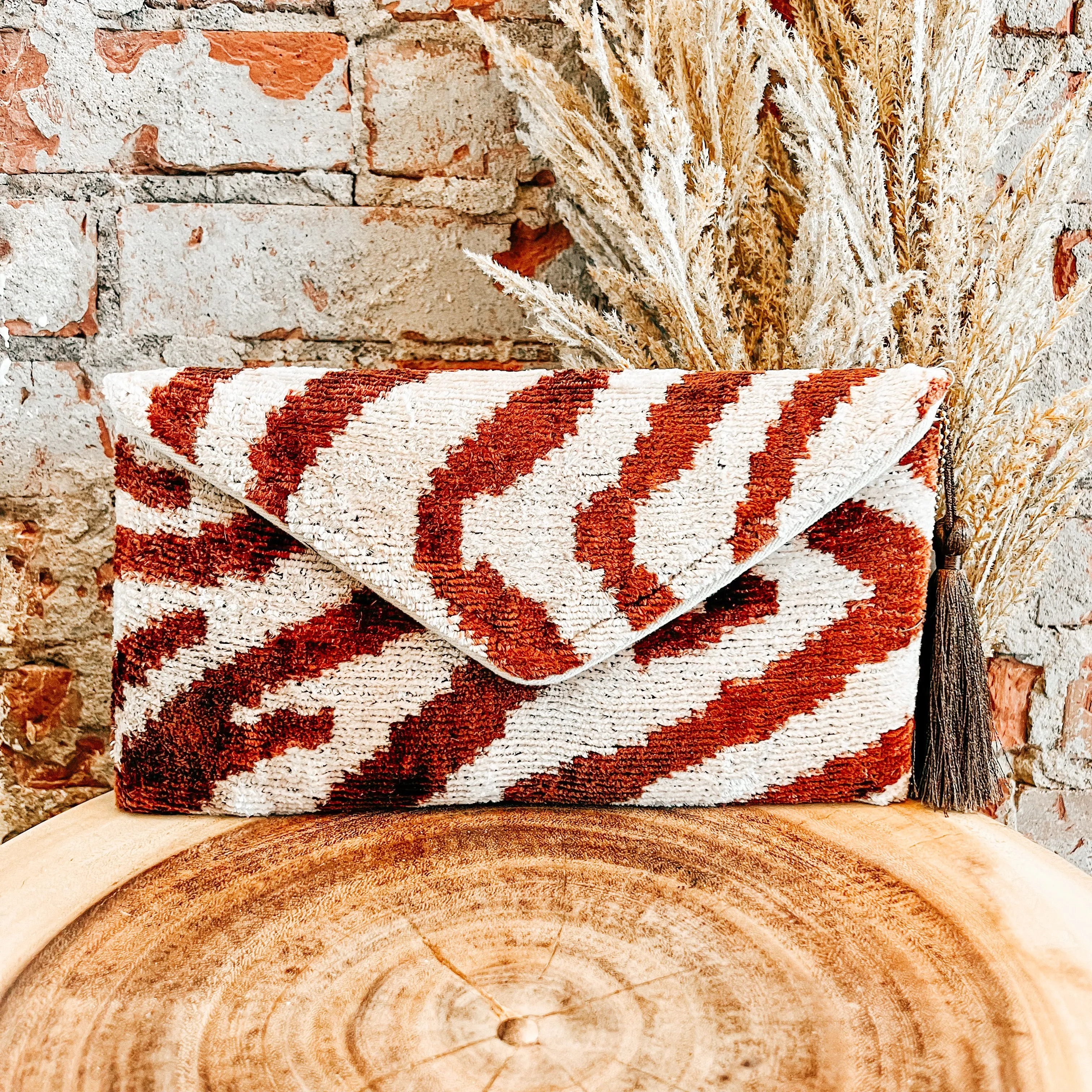 Brown Tiger Envelope Silk Bag
