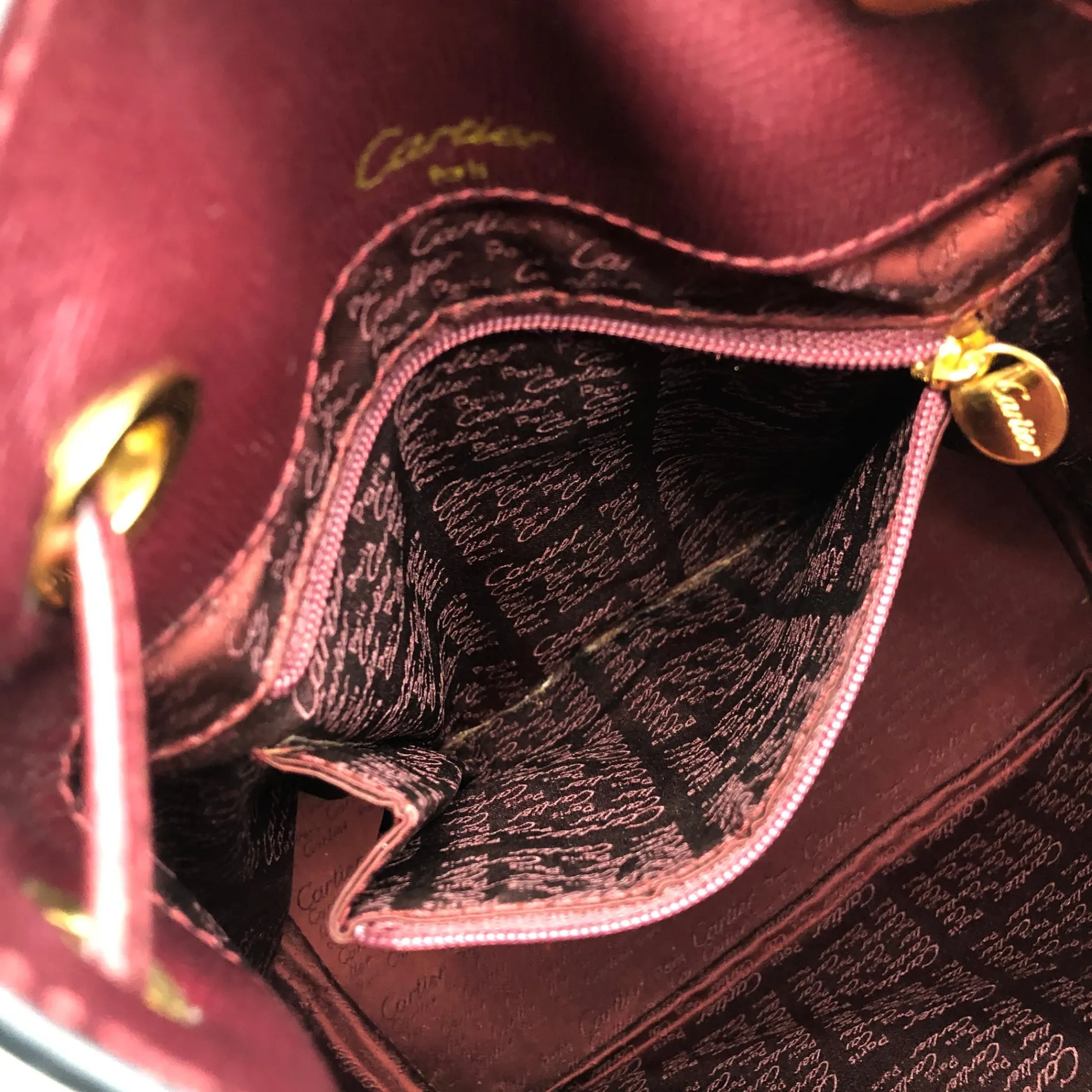 Cartier Logo Drawstring Shoulder bag Bordeaux Vintage nfywjr
