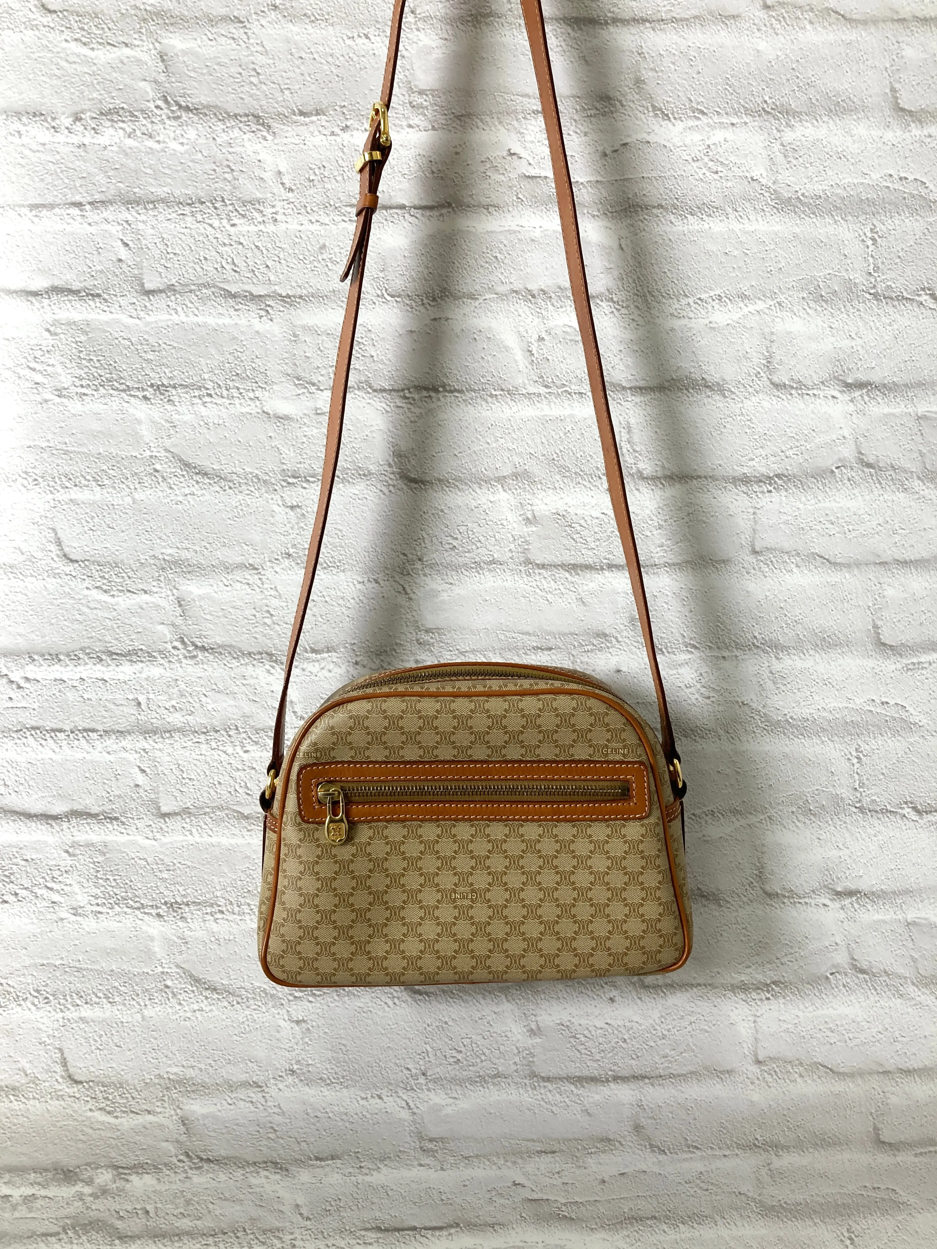 CELINE Macadam Front Zipper Shoulder bag Beige Vintage d4nhkn