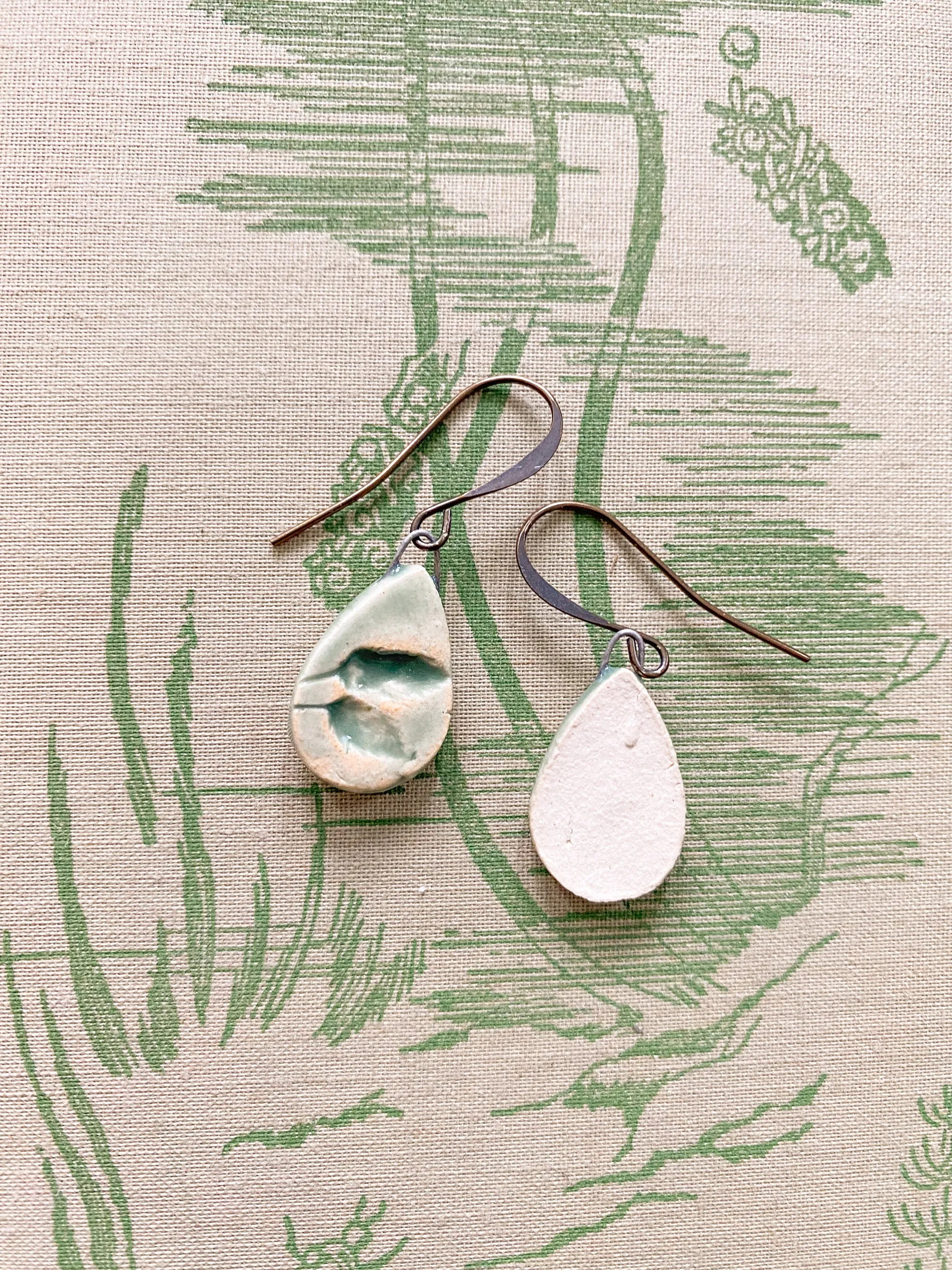 Ceramic Dangle Earrings - Bulrush
