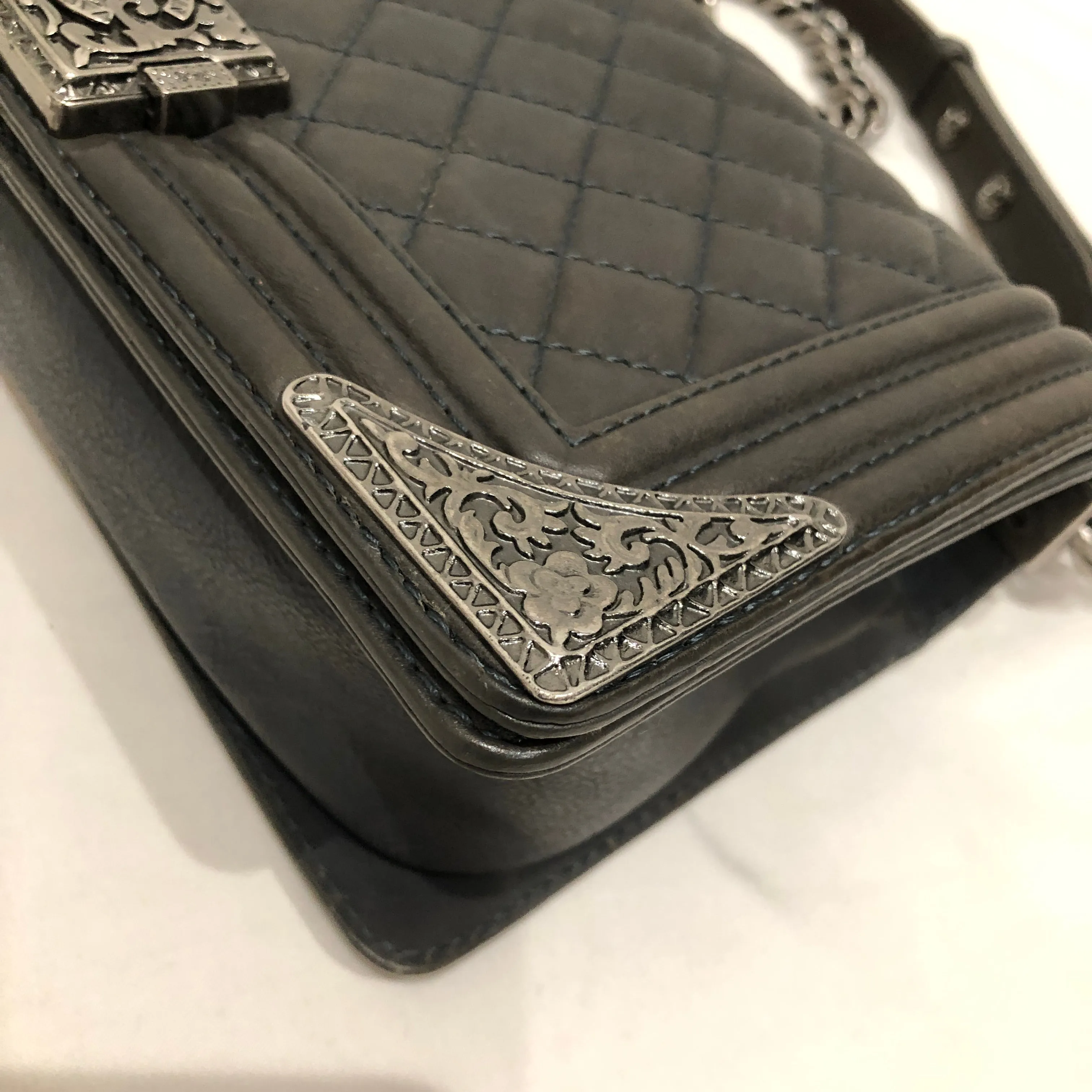 Chanel Grey Leather Paris Dallas Medium Boy Shoulder Bag Sku# 83265