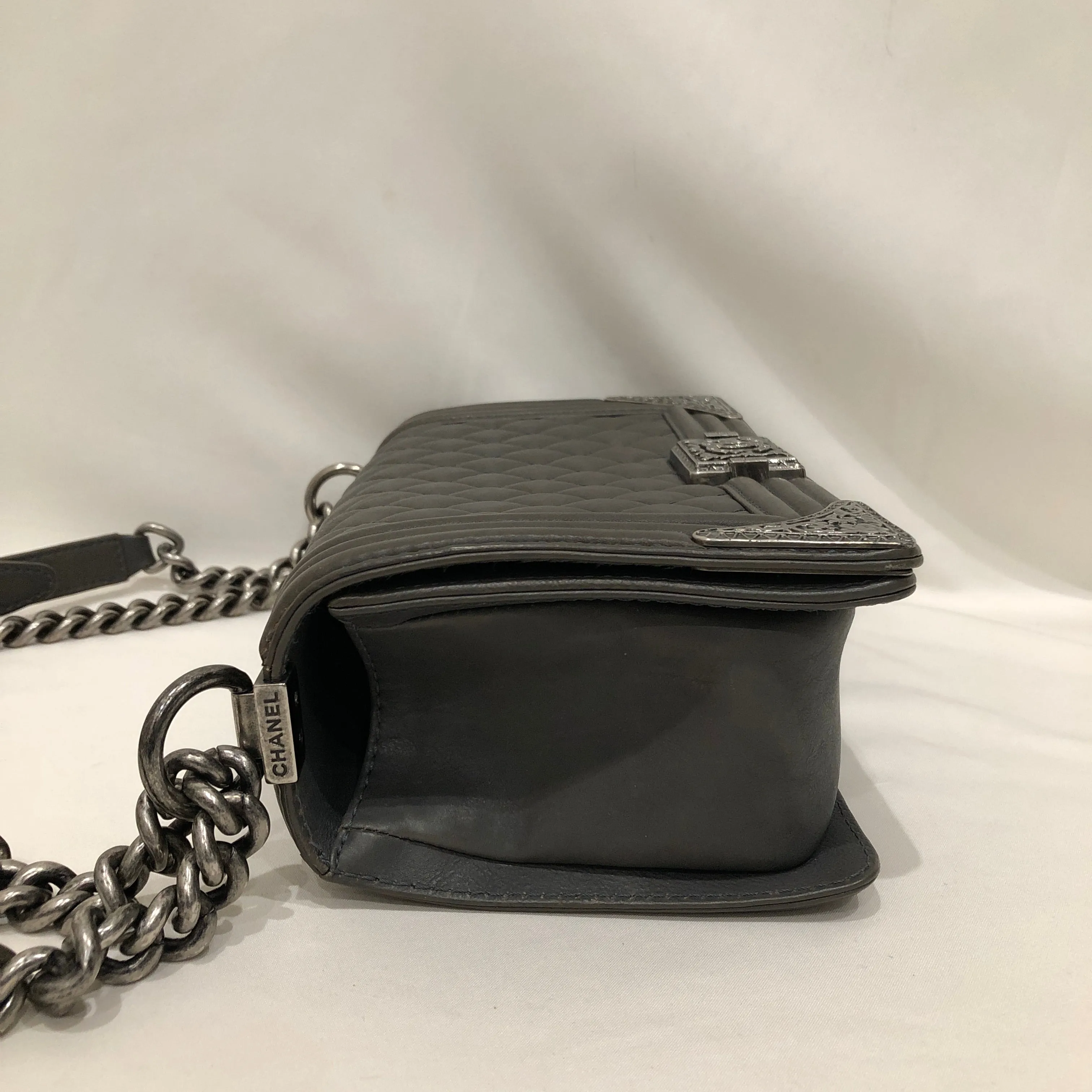 Chanel Grey Leather Paris Dallas Medium Boy Shoulder Bag Sku# 83265