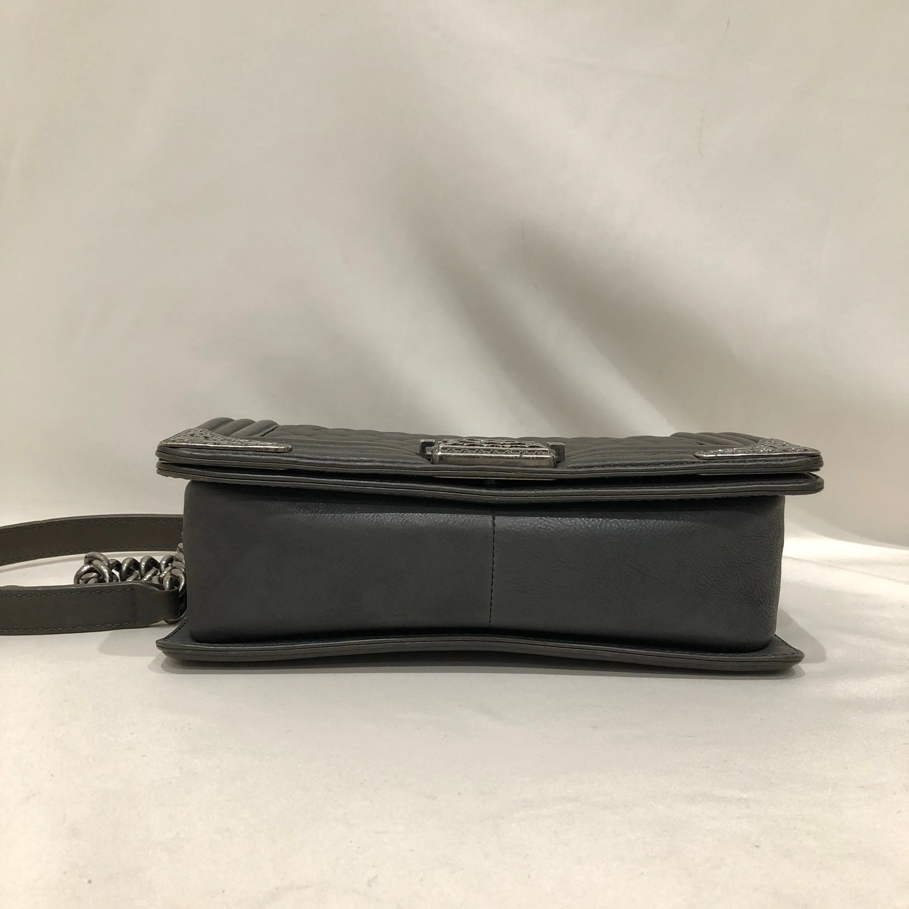 Chanel Grey Leather Paris Dallas Medium Boy Shoulder Bag Sku# 83265
