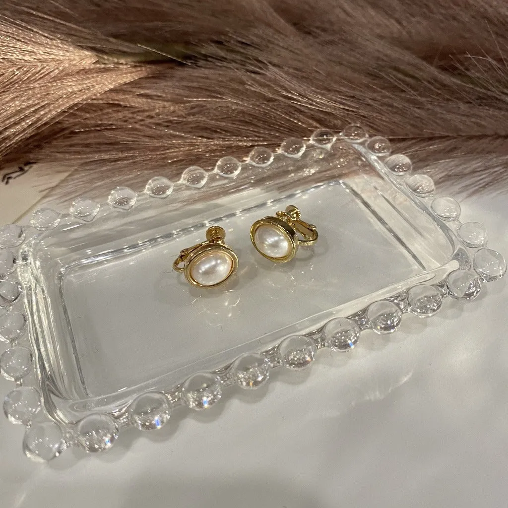 [Clip on] Oval Pearl earrings