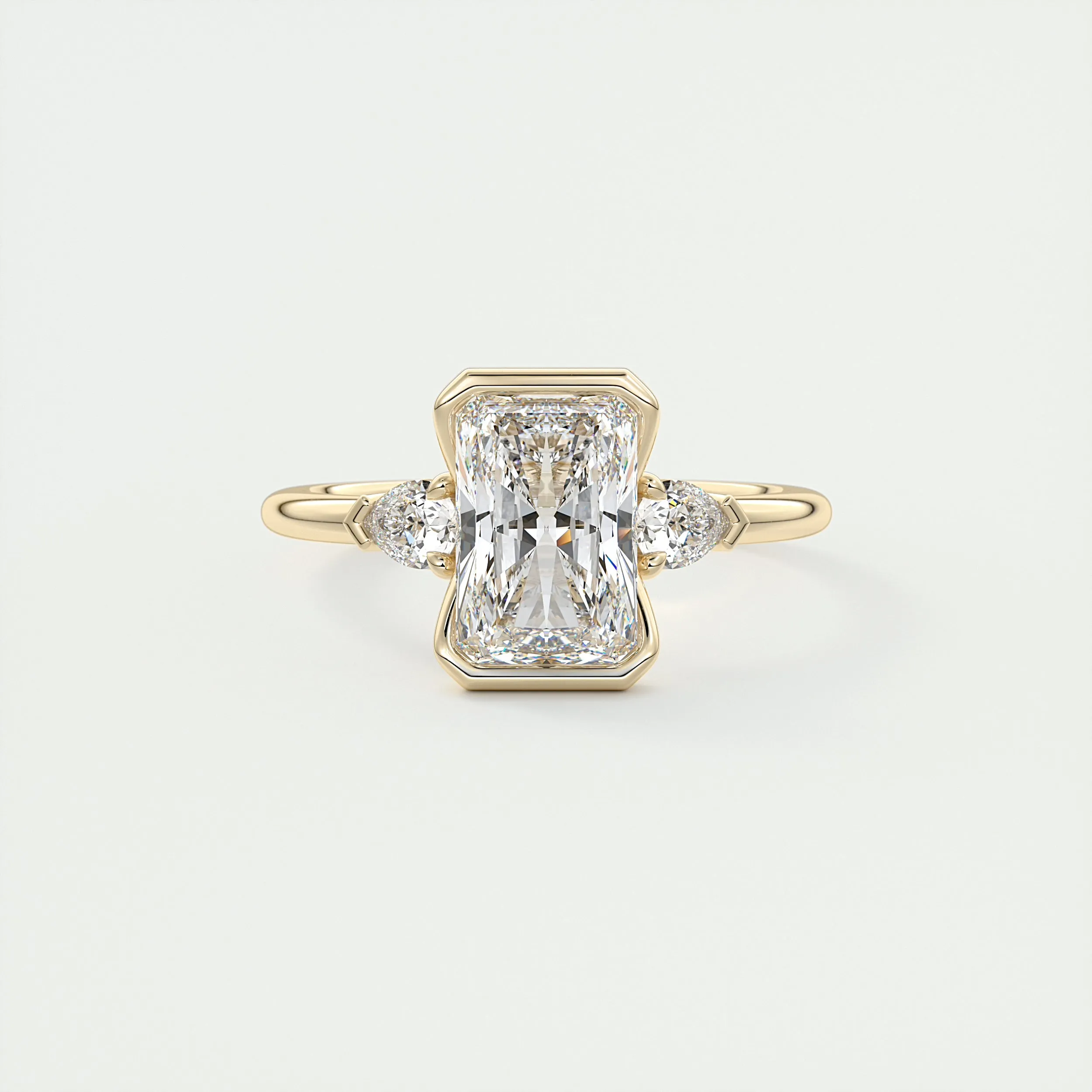 Clutch Three Stone | Radiant & Pears