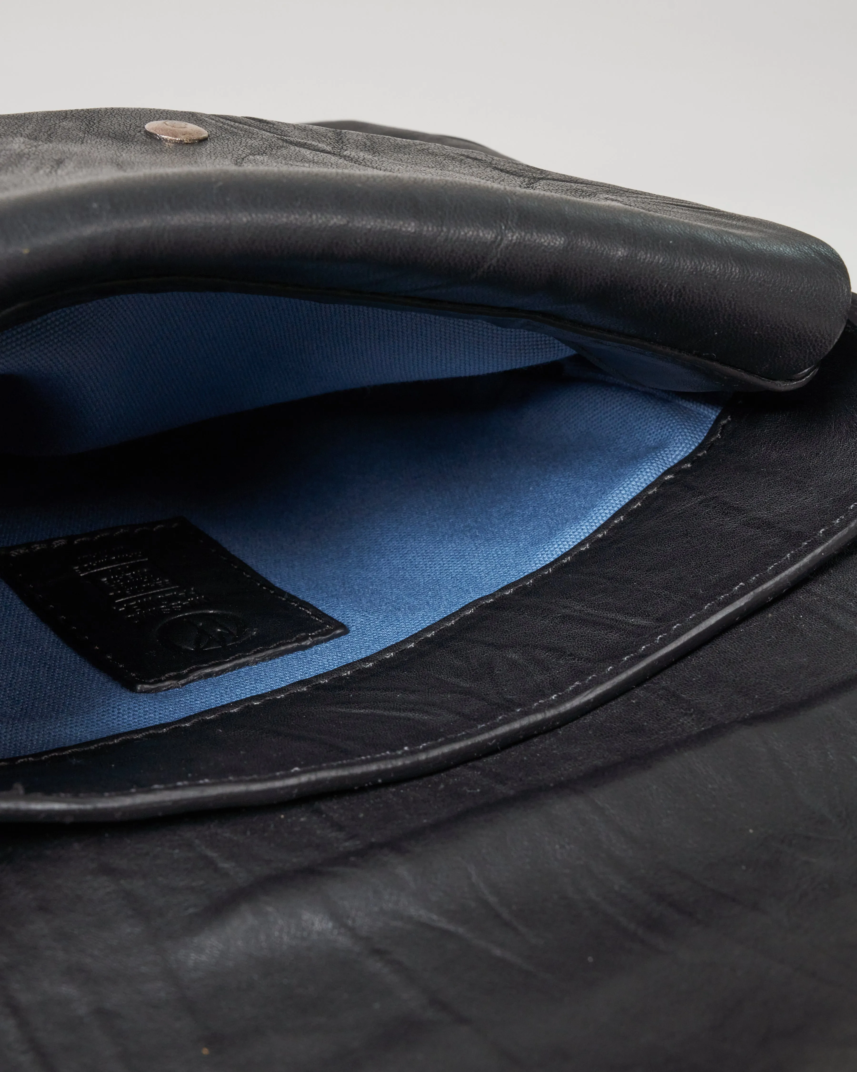 crossbody - black