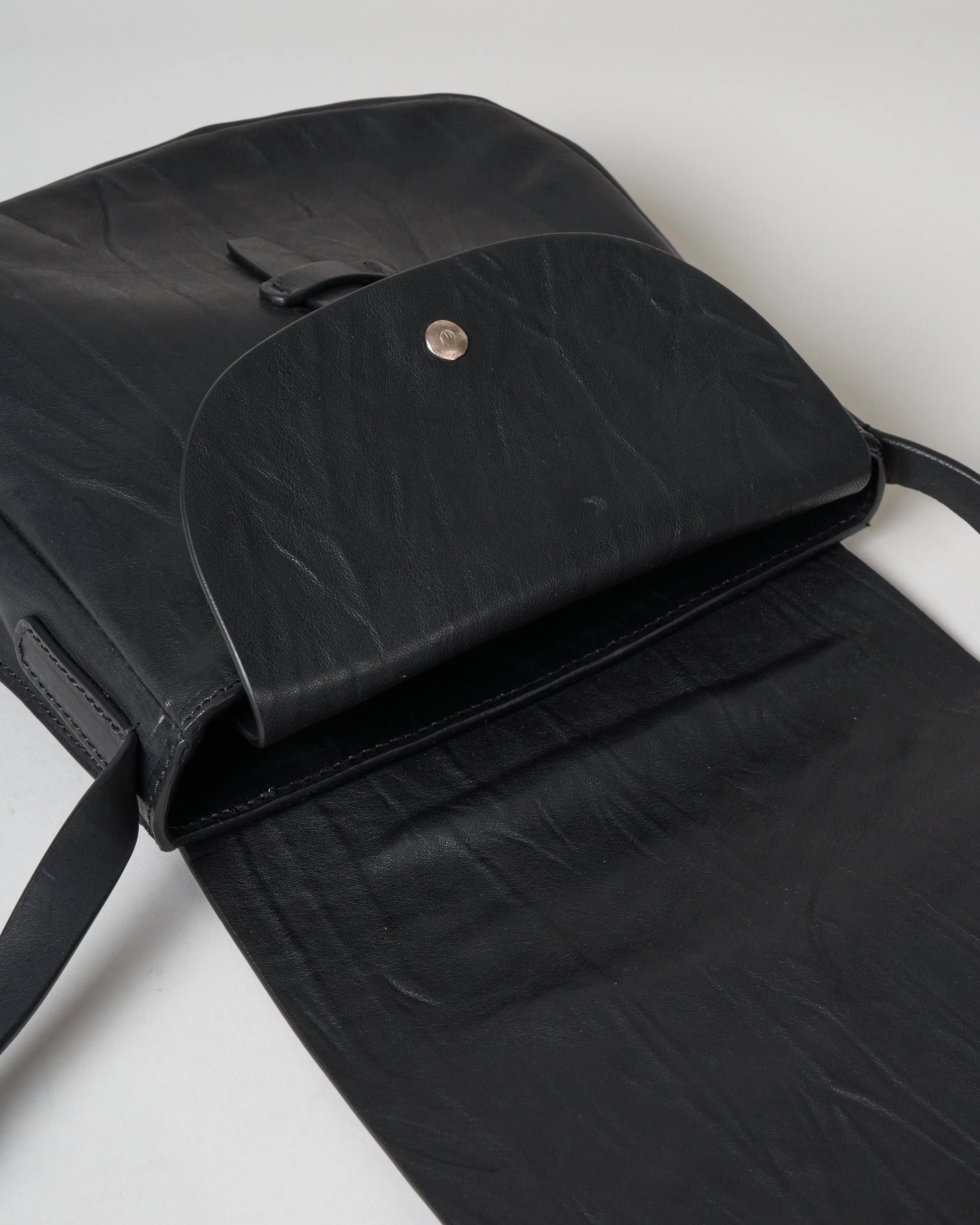 crossbody - black