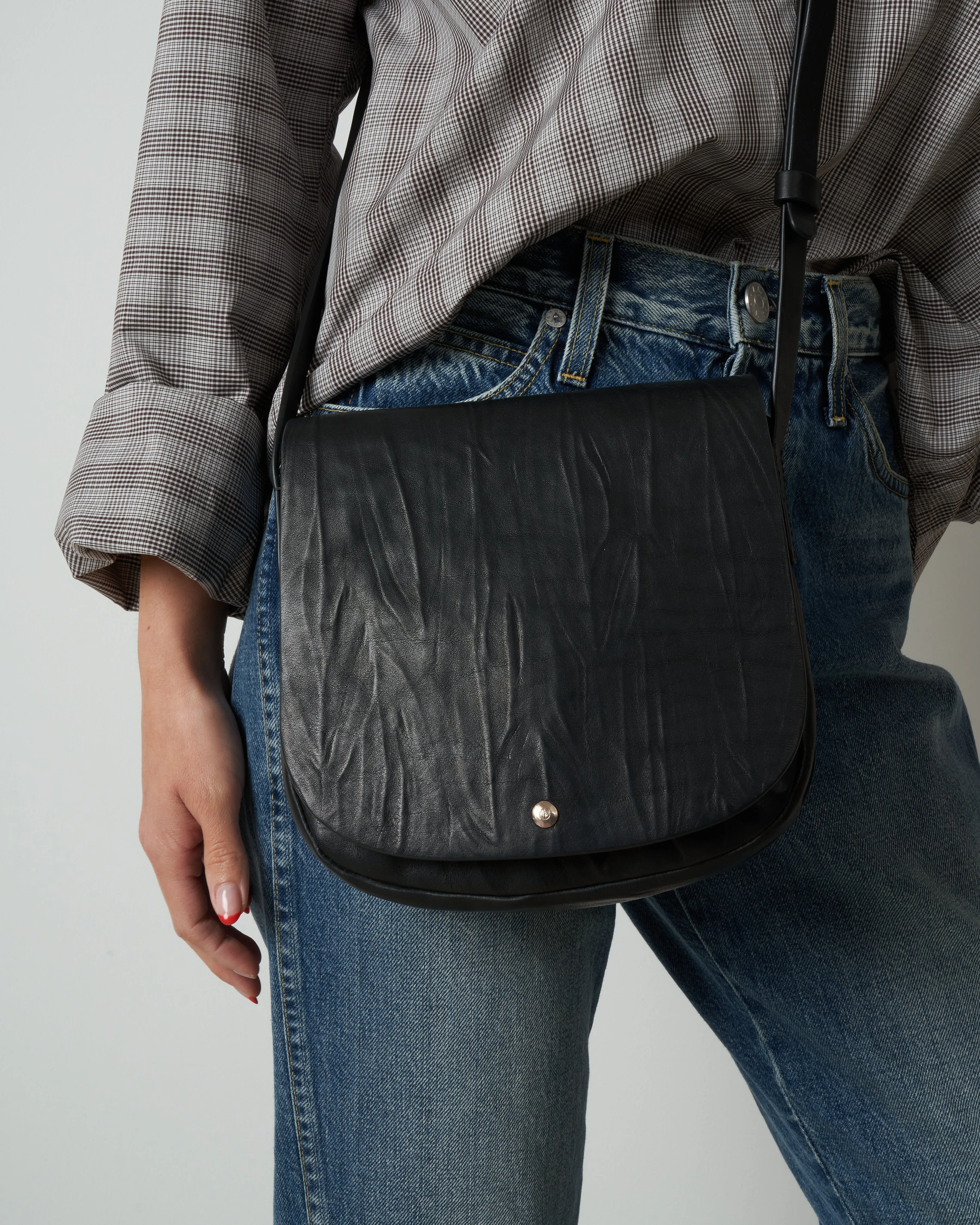 crossbody - black