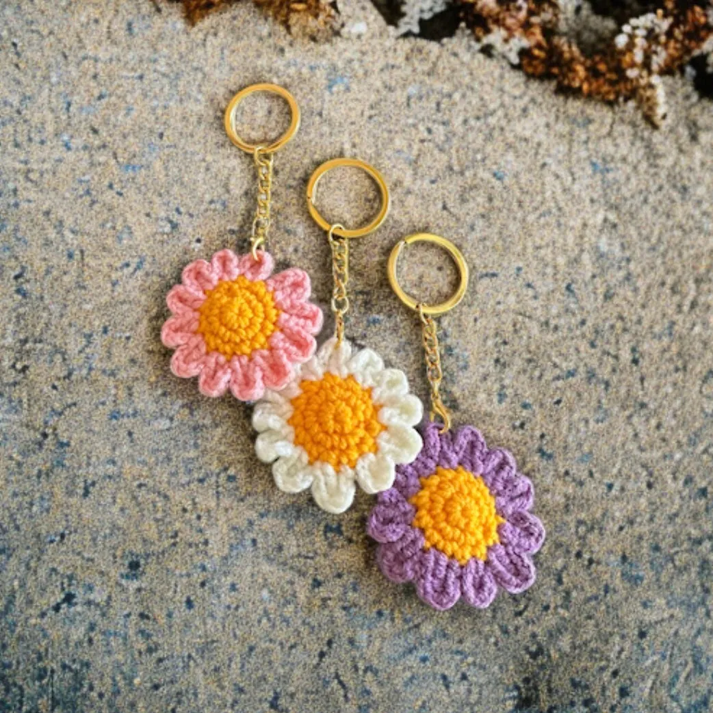 Daisy Keychain