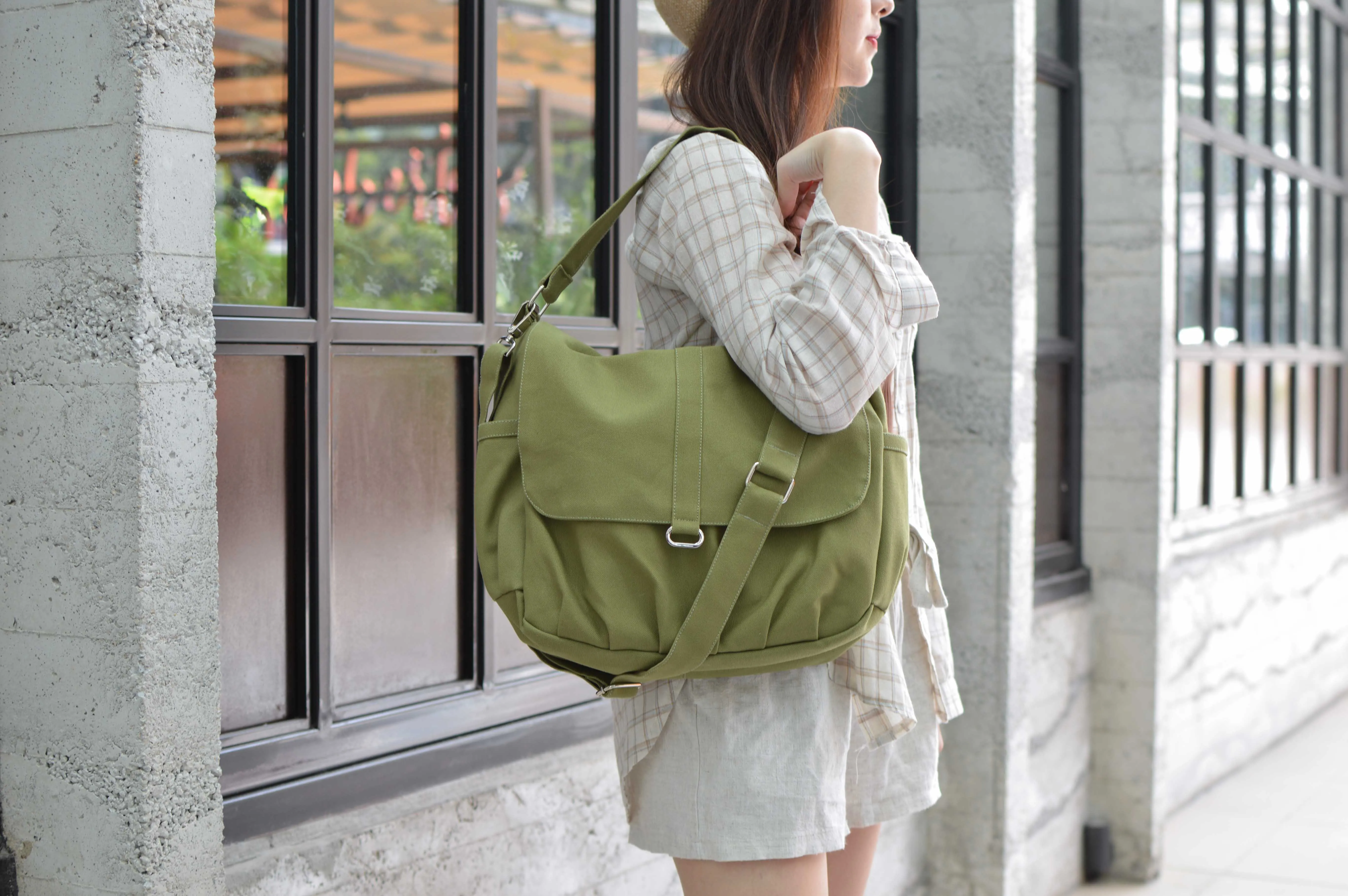 Daniel 18 Rust Pink | Messenger Bag