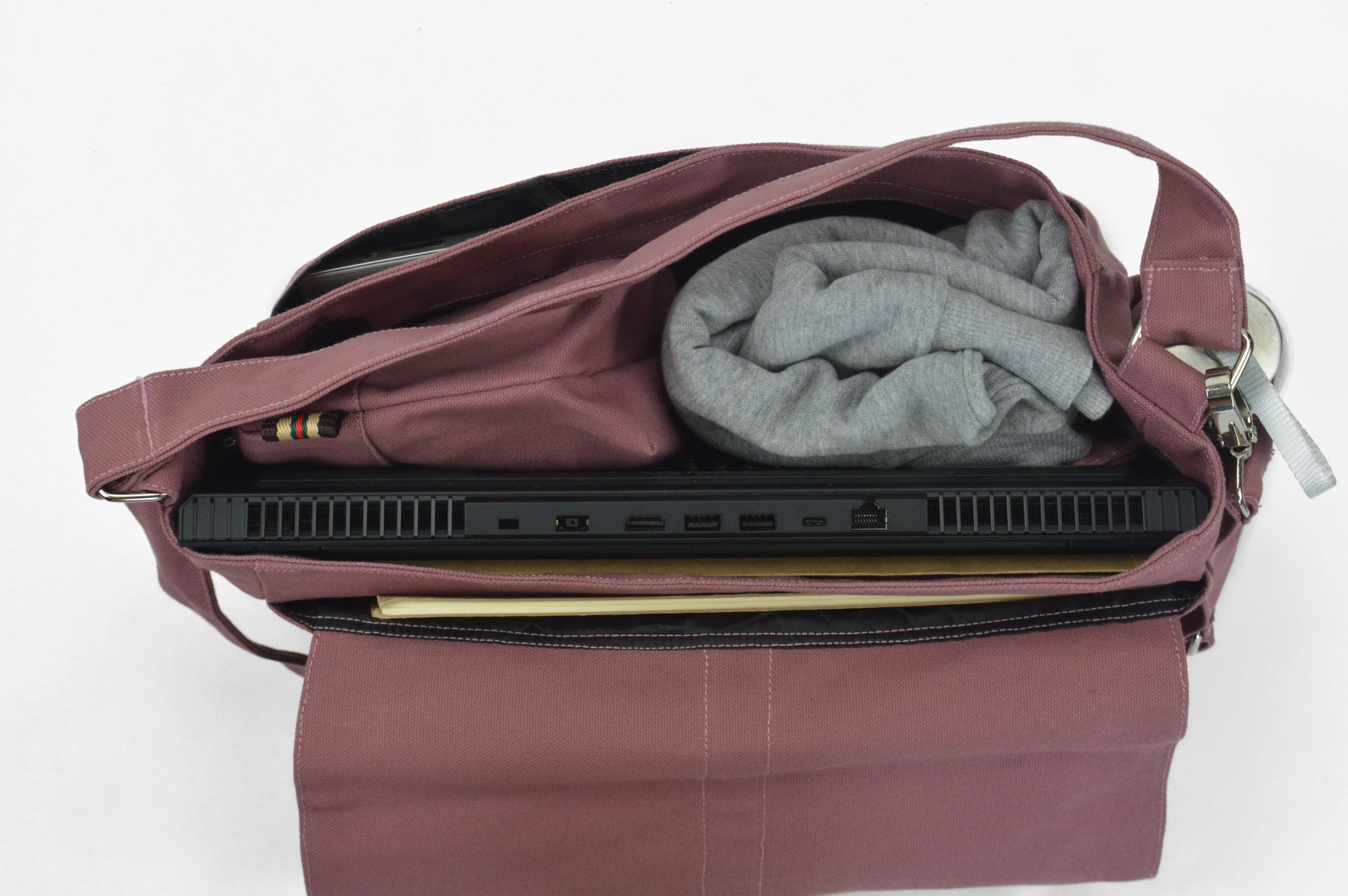 Daniel 18 Rust Pink | Messenger Bag