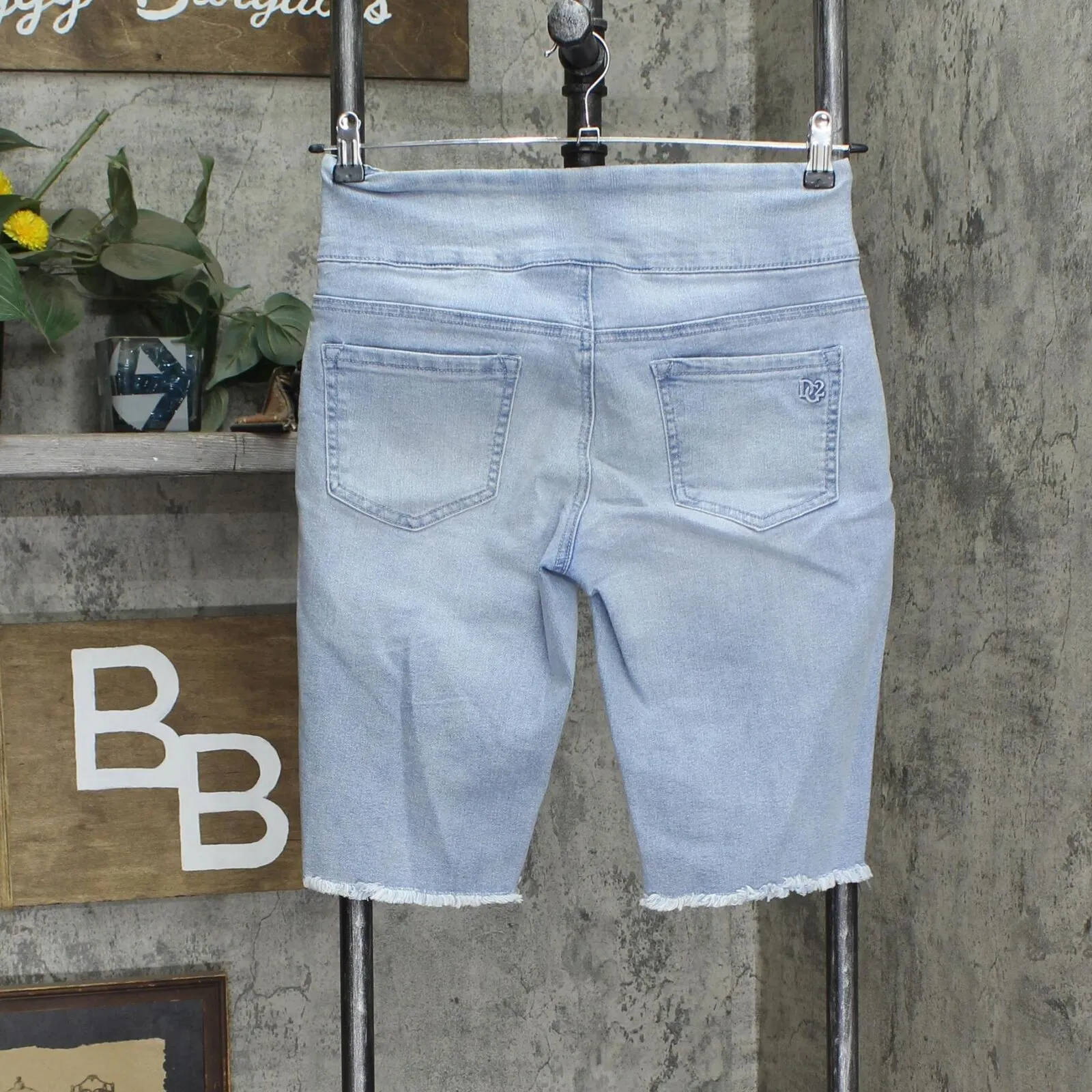 DG2 Womens Classic Stretch Pull-On Bermuda Short 724452-Petite Chambray Blu\e PS