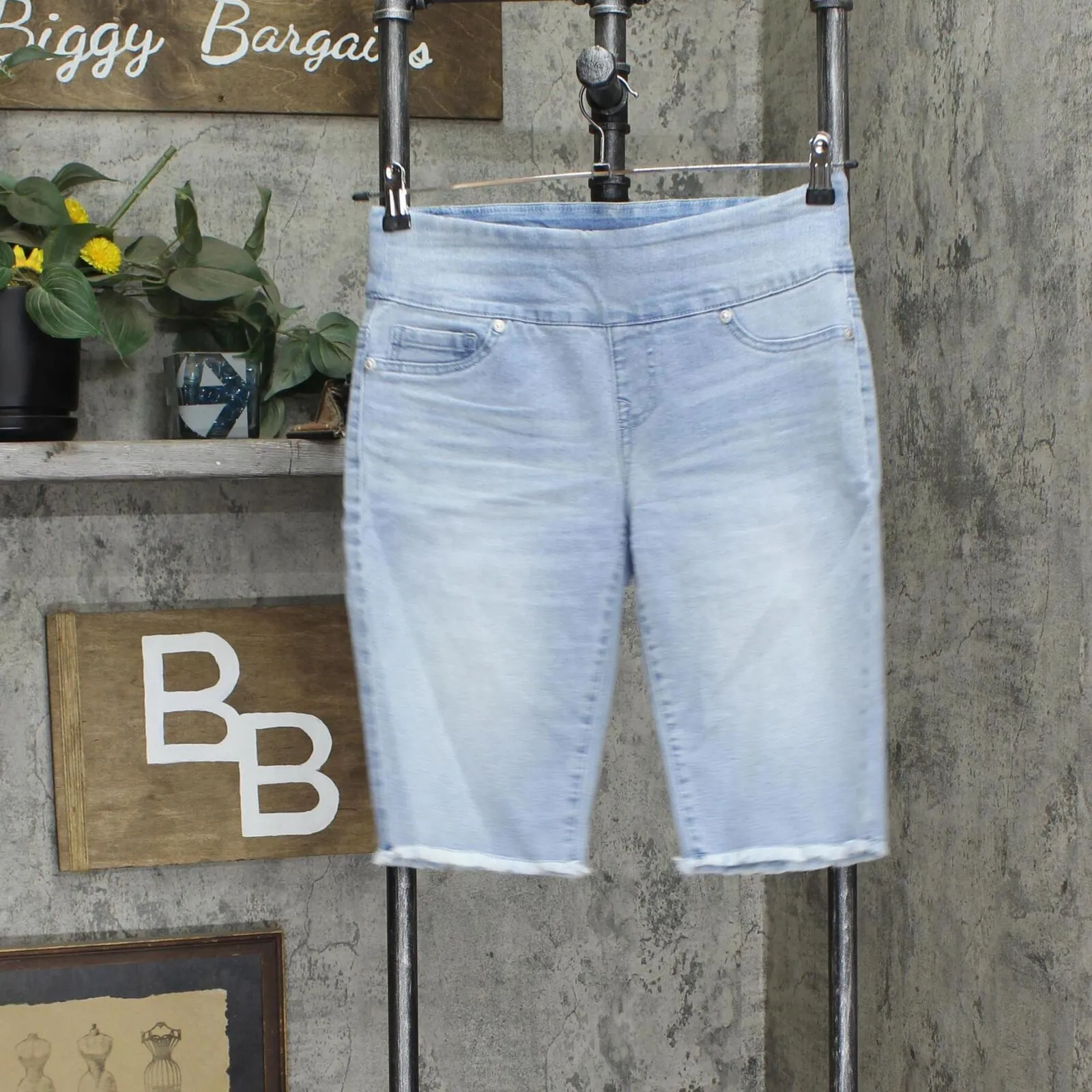 DG2 Womens Classic Stretch Pull-On Bermuda Short 724452-Petite Chambray Blu\e PS