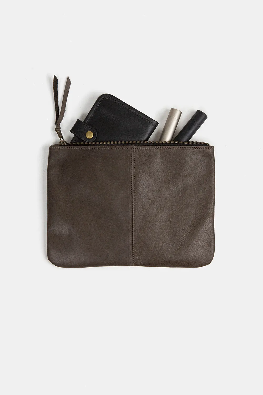 Elke Leather Zip Clutch In Shale