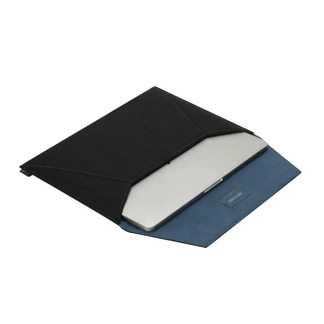 Envelope Sleeve in Woolenex for 15" MacBook Pro (2019)