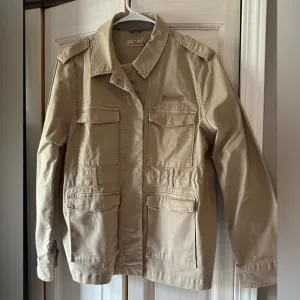 EUC VINEYARD VINES WOMEN'S GARMENT DYED UTILITY JACKET SIZE M EXCELLENT