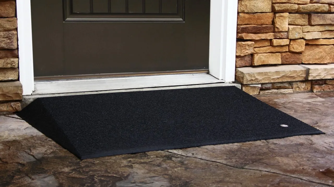 EZ-Access Rubber Transitions Angled Entry Mat 2.5