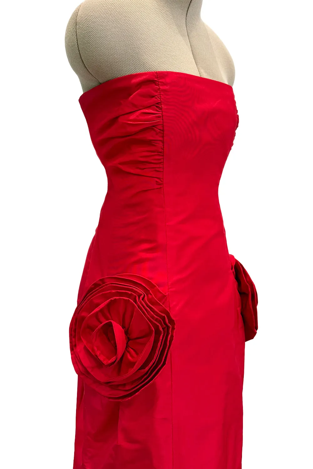 Fall 2004 Valentino Runway Look 53 Strapless red dress w Flowers on the Hips