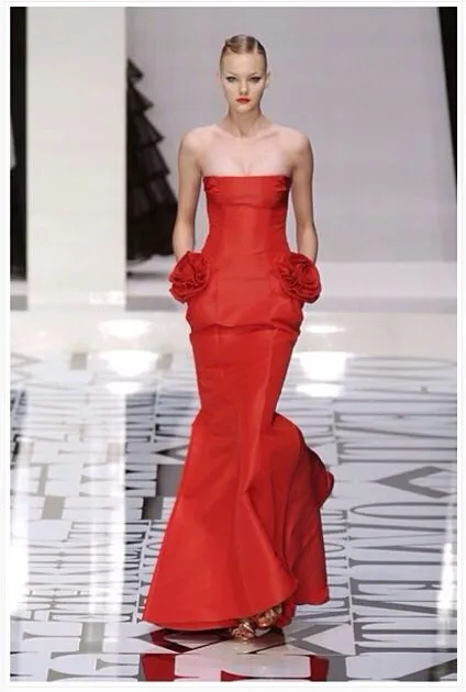 Fall 2004 Valentino Runway Look 53 Strapless red dress w Flowers on the Hips