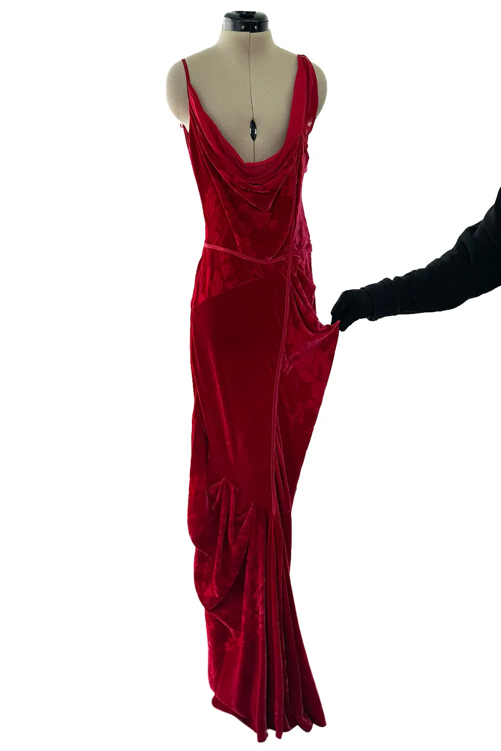 Fall 2006 Christian Dior by John Galliano Runway Look 41 Red Velvet Dress