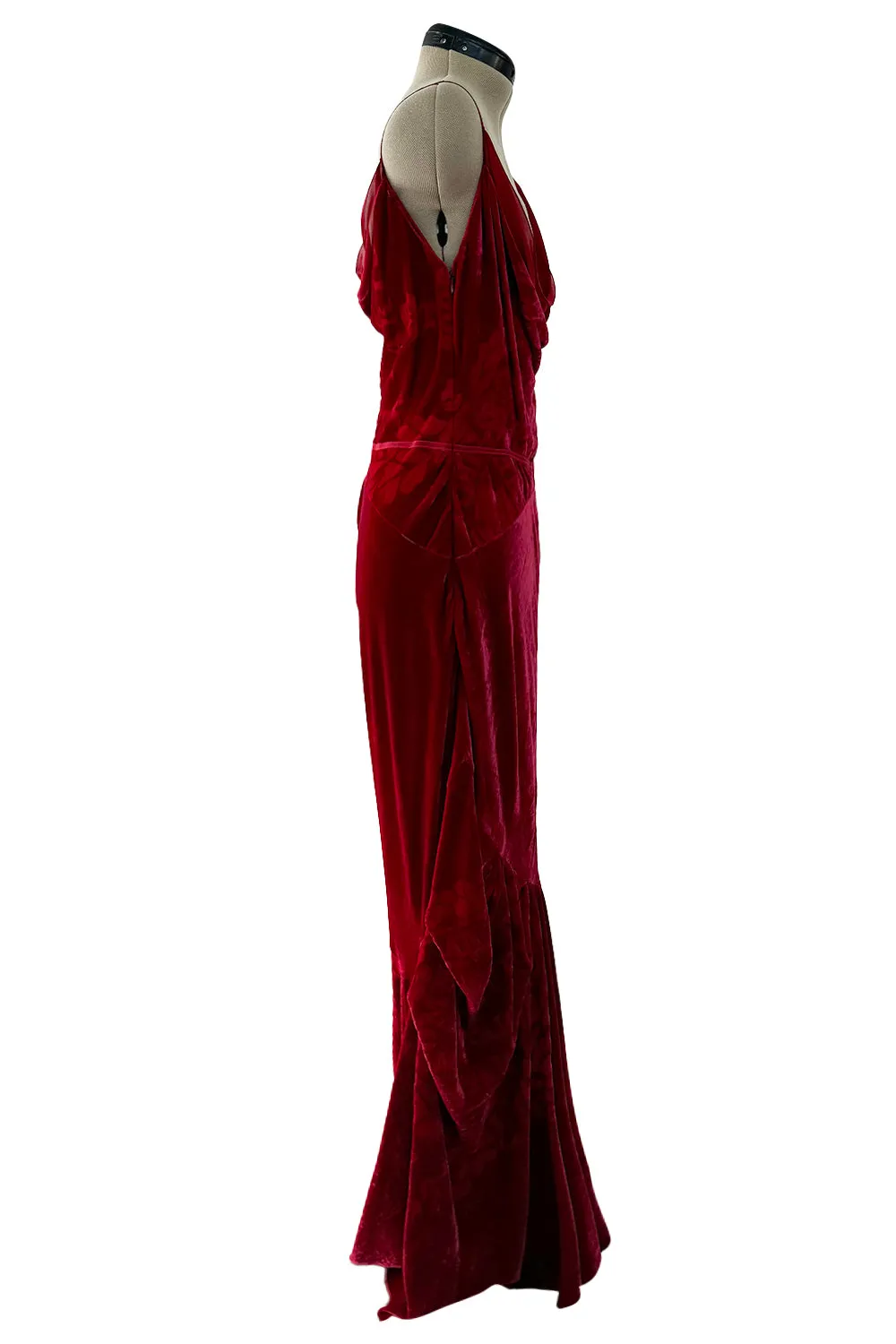 Fall 2006 Christian Dior by John Galliano Runway Look 41 Red Velvet Dress