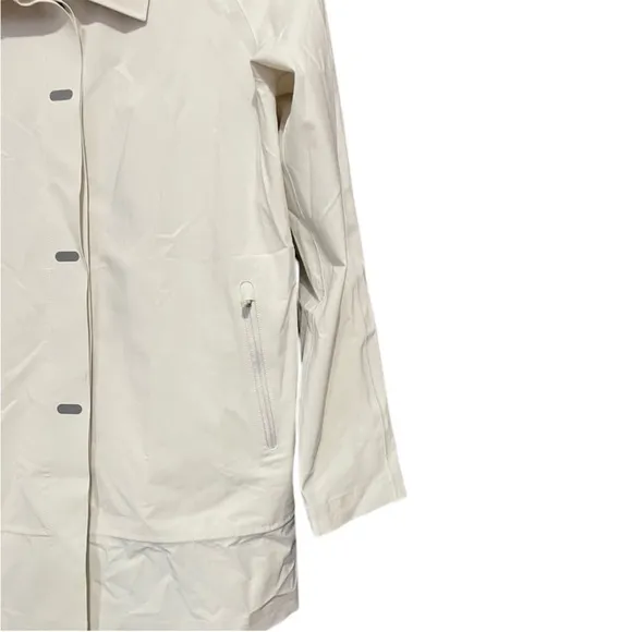 Figs Coro Profesional Lightweight Raincoat Cream Water Resistant Size S
