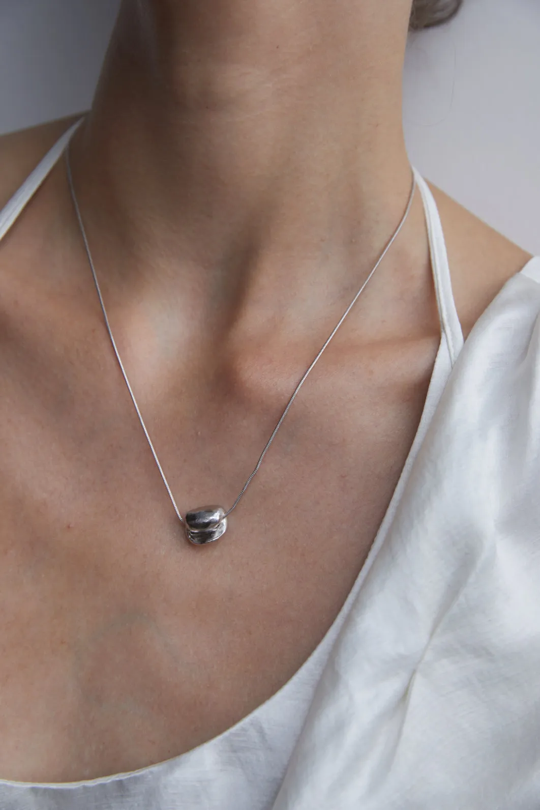 Fold Necklace