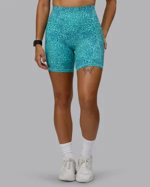 Fusion Mid Short Tights with Pockets - Aquatic Awe Vitality Print