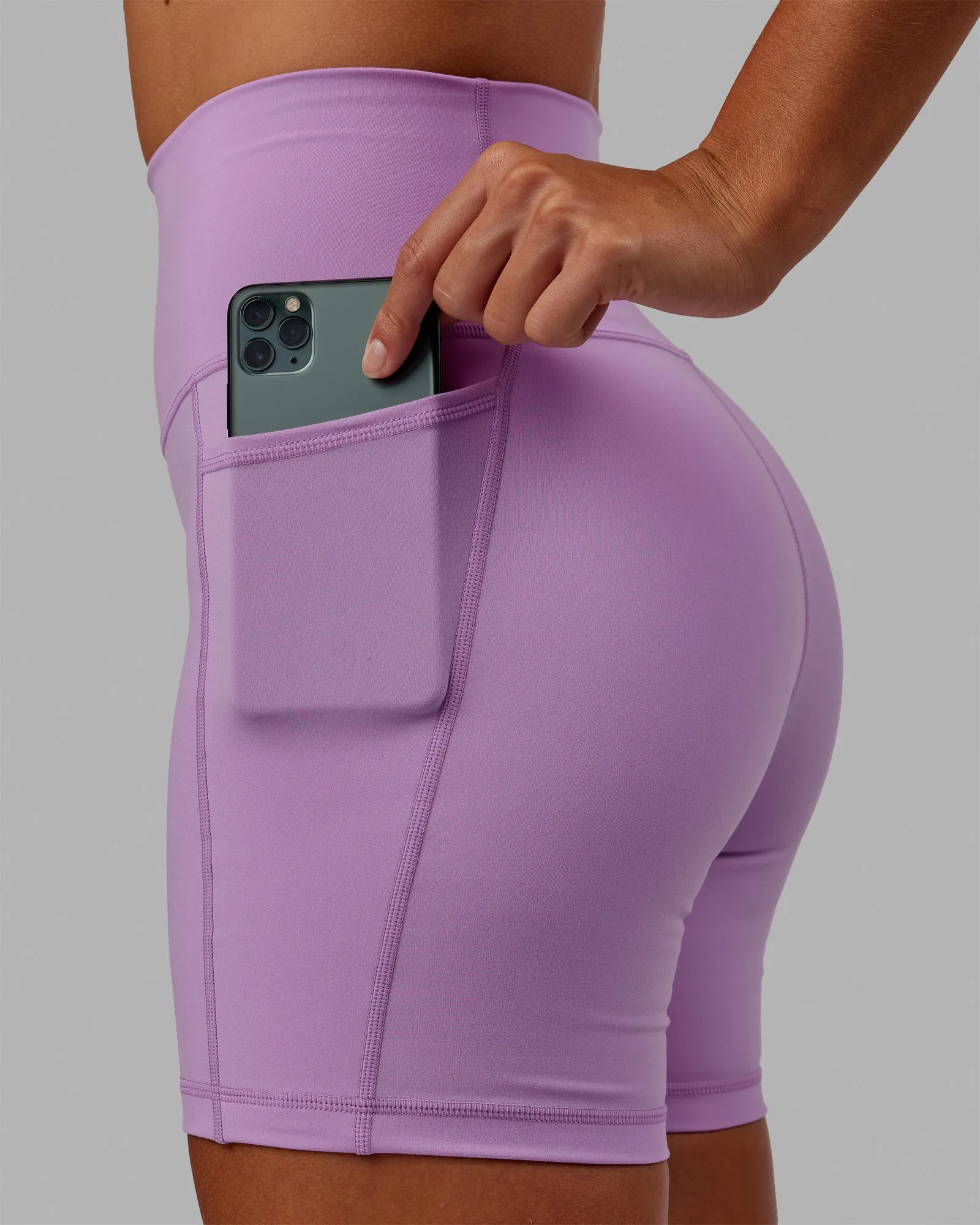 Fusion Mid Short Tights with Pockets - Light Violet