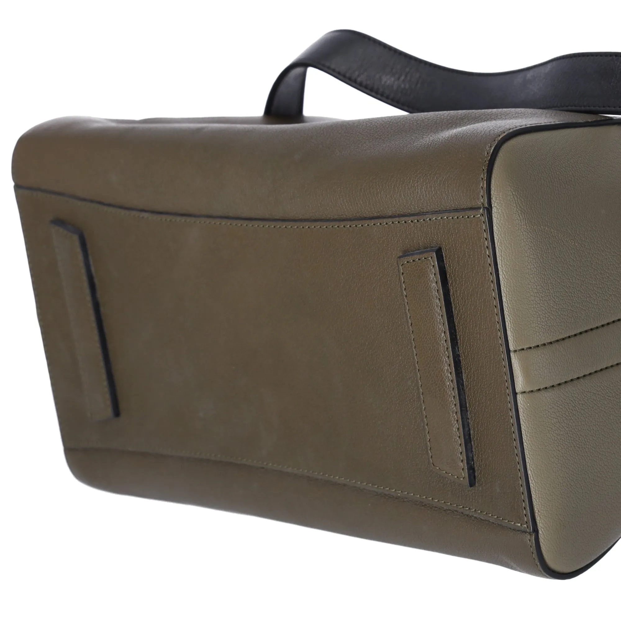 GIVENCHY Antigona Medium Shoulder Bag BB05100630 Khaki Light Green Black Leather