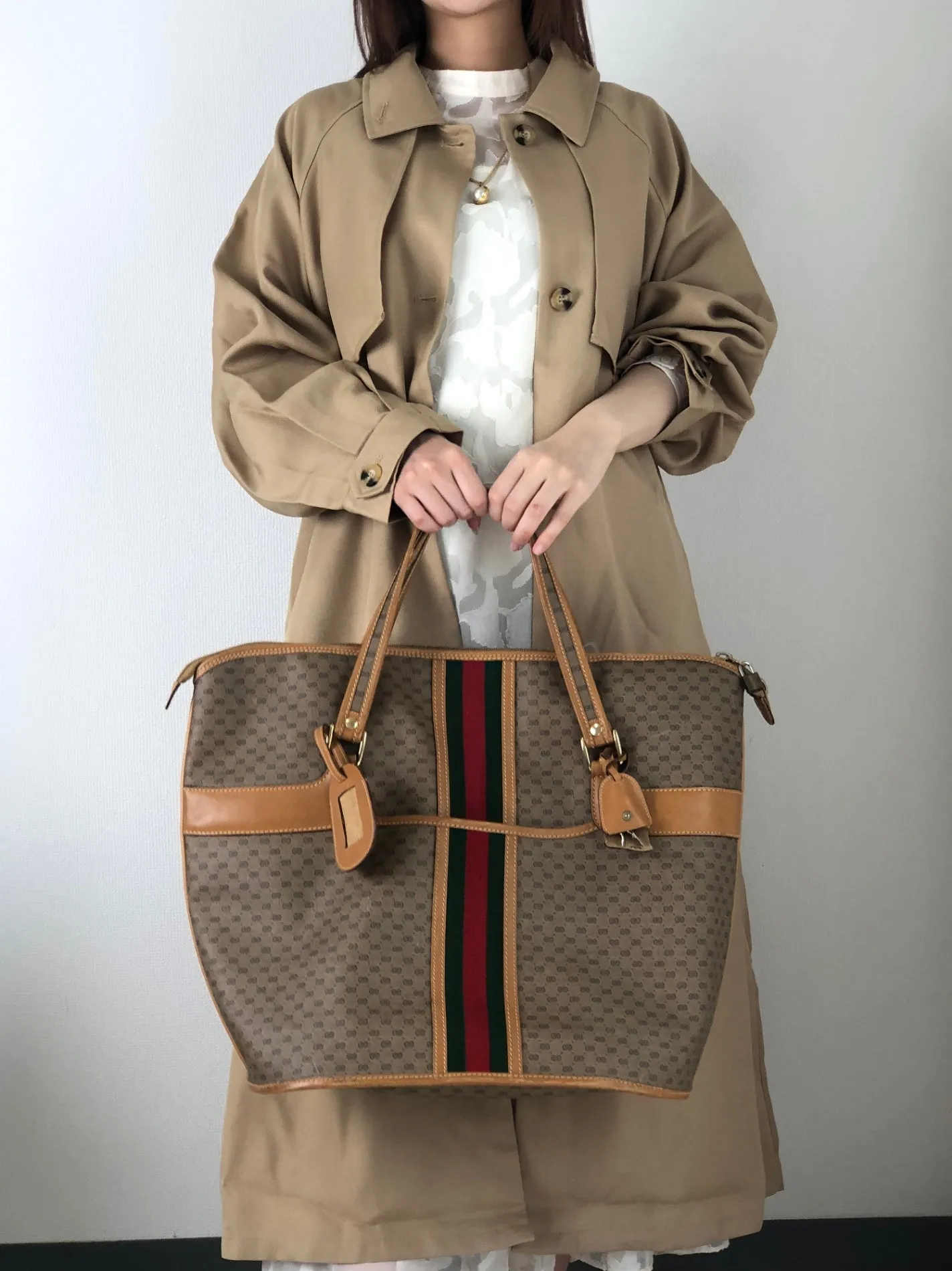 GUCCI Leather Handbag Beige Vintage a3wrc2