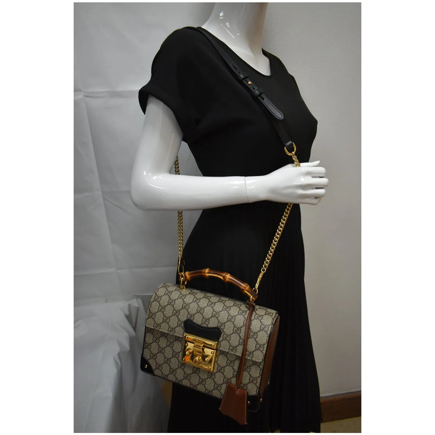 GUCCI Padlock Small GG Supreme Bamboo Top Handle Shoulder Bag Beige 603221