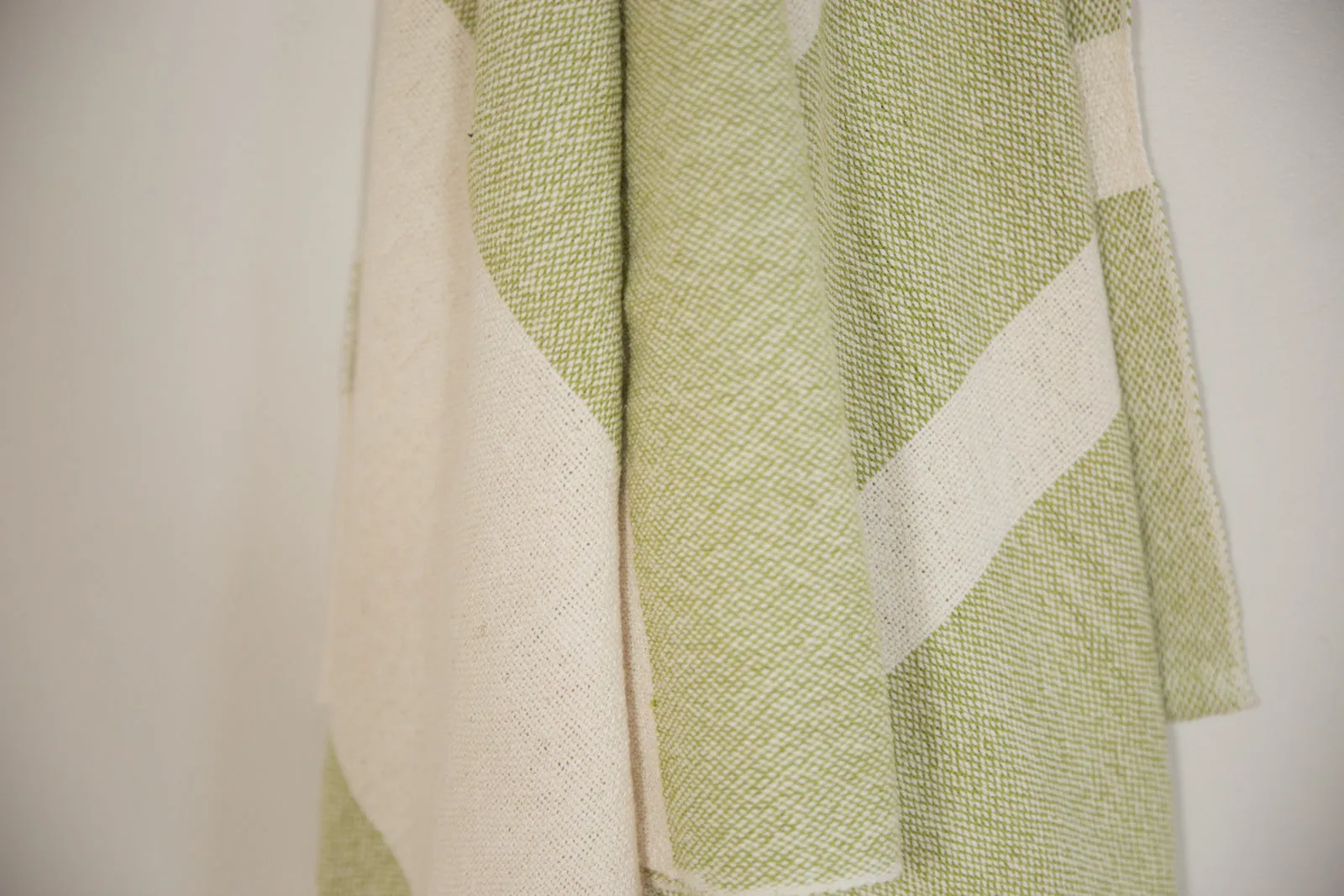 Hand-woven Lime Green Spa Towel Throw