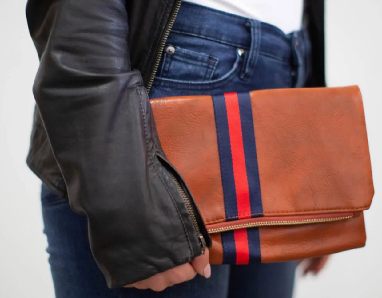 Harper Envelope Clutch (Tan)
