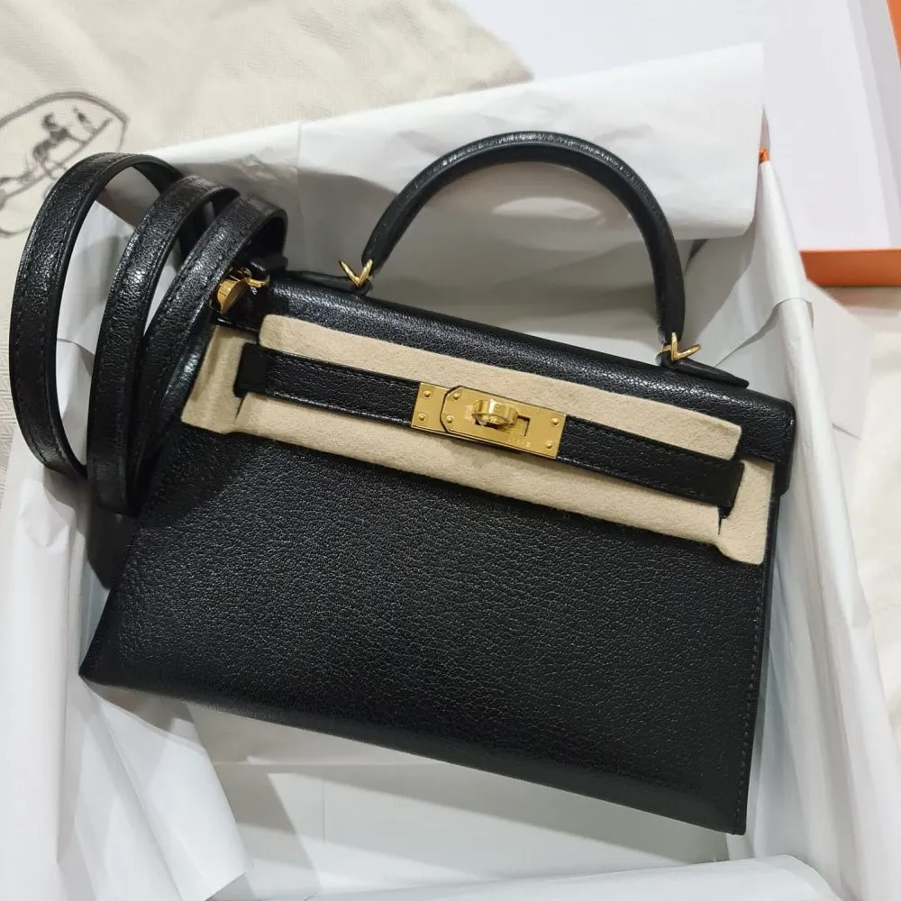 Hermès Kelly 20 Noir (Black) Sellier Chevre Mysore Gold Hardware GHW