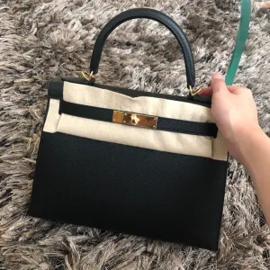 Hermès Kelly 28 Noir (Black) Sellier Epsom Gold Hardware GHW
