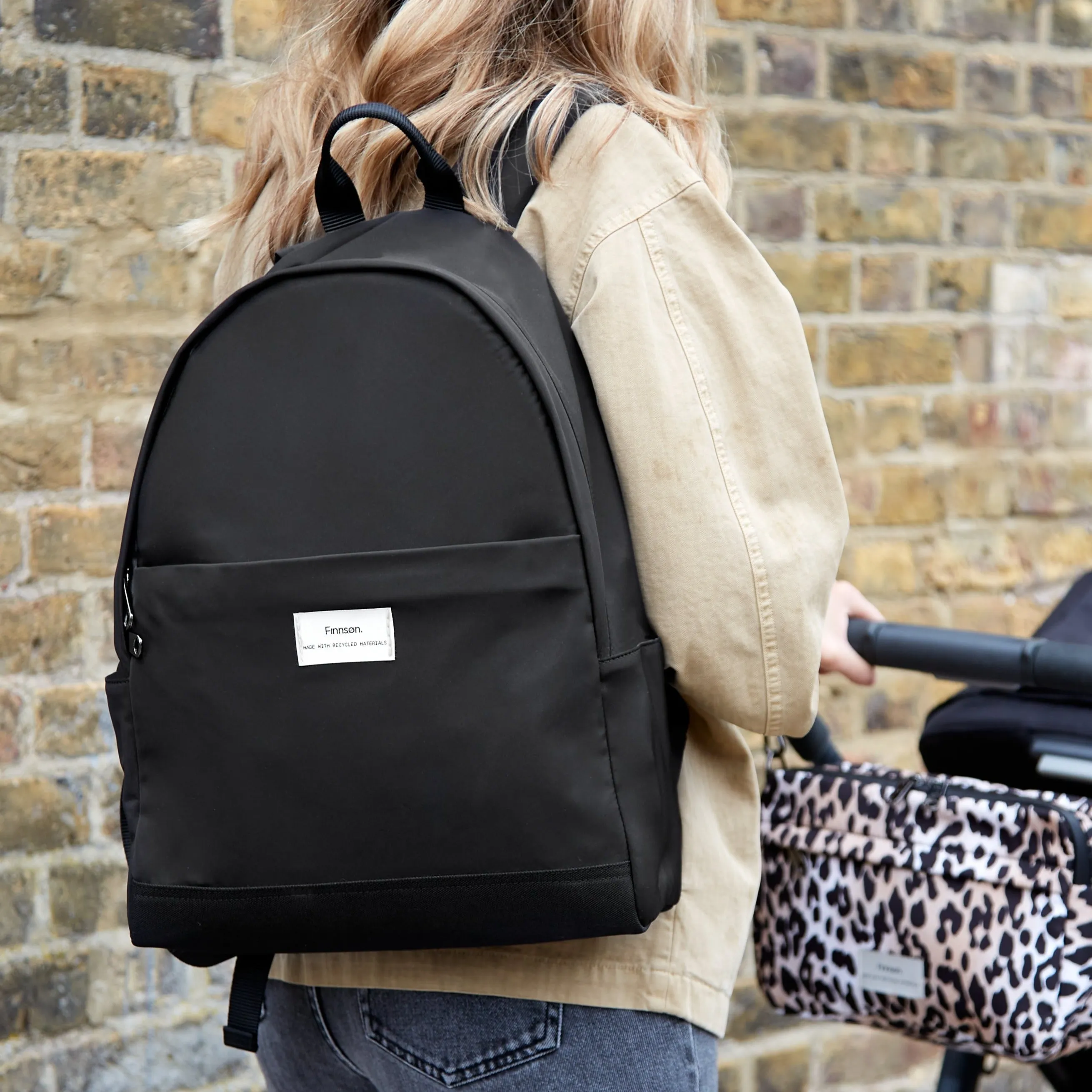 Inge Baby Change Backpack with Change Mat (Black)