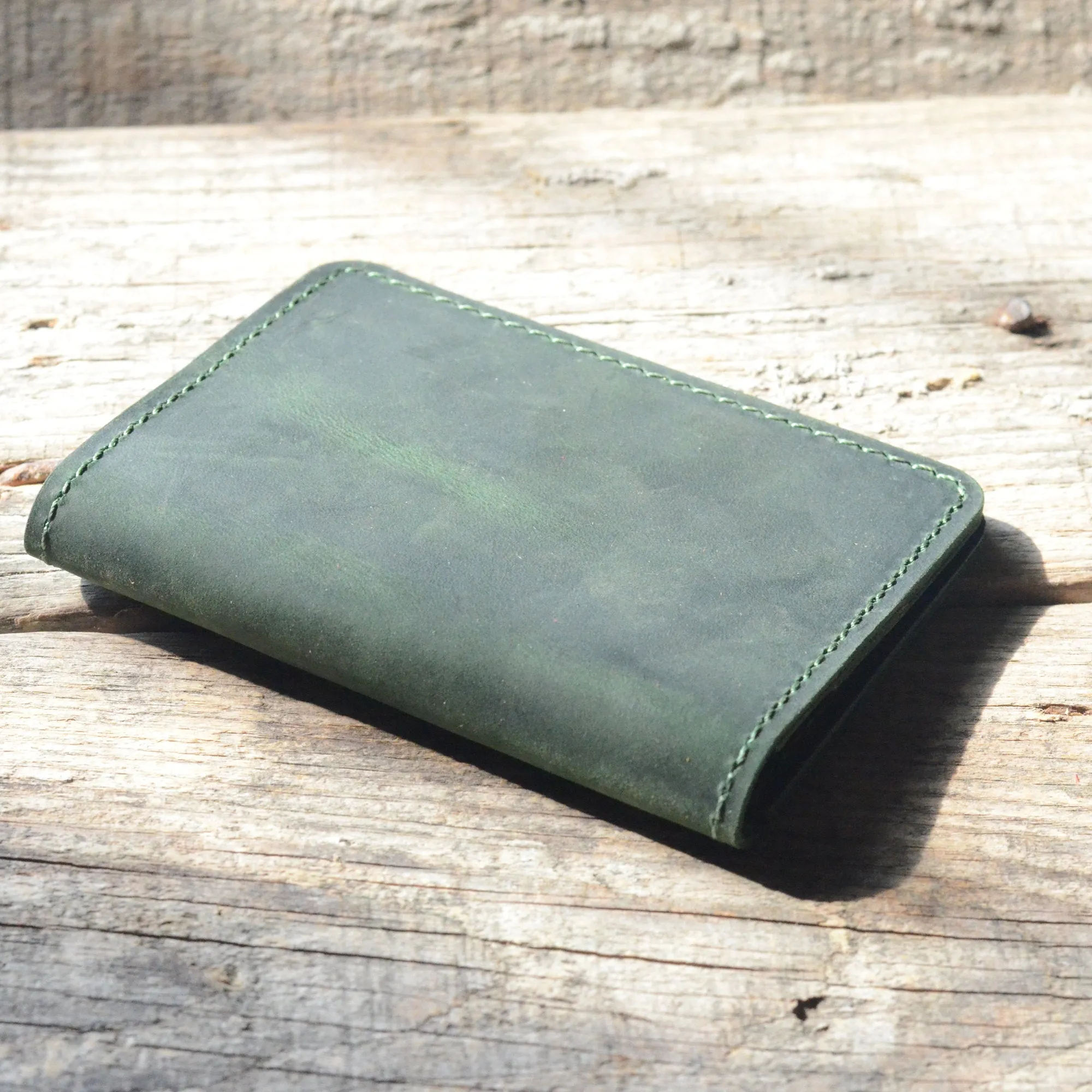 JJNUSA Bifold Wallet, Men's Minimalist Card Holder Distressed Leather Wallet  Green
