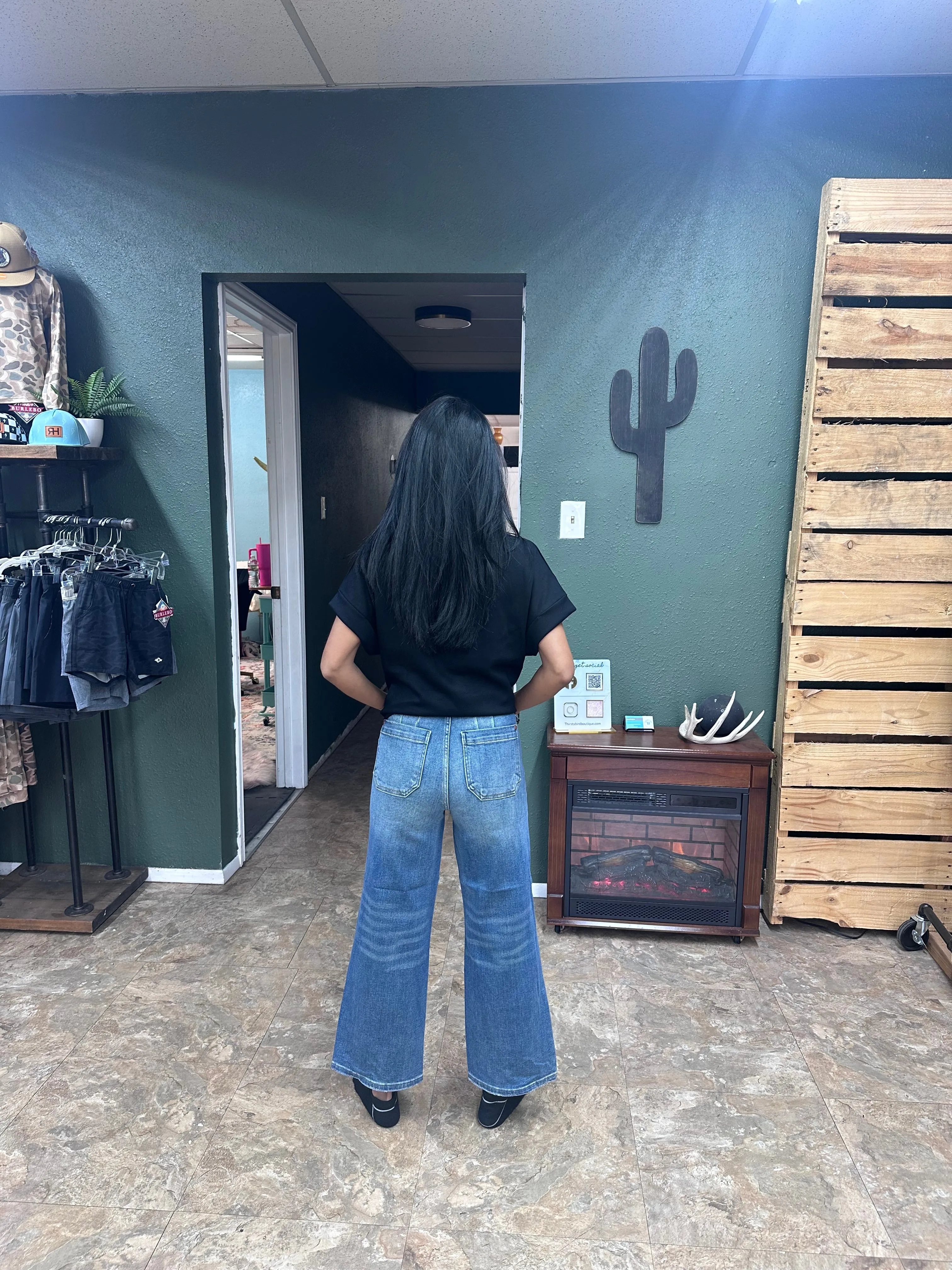 Judy Blue HW Utility Pockets Crop Wide