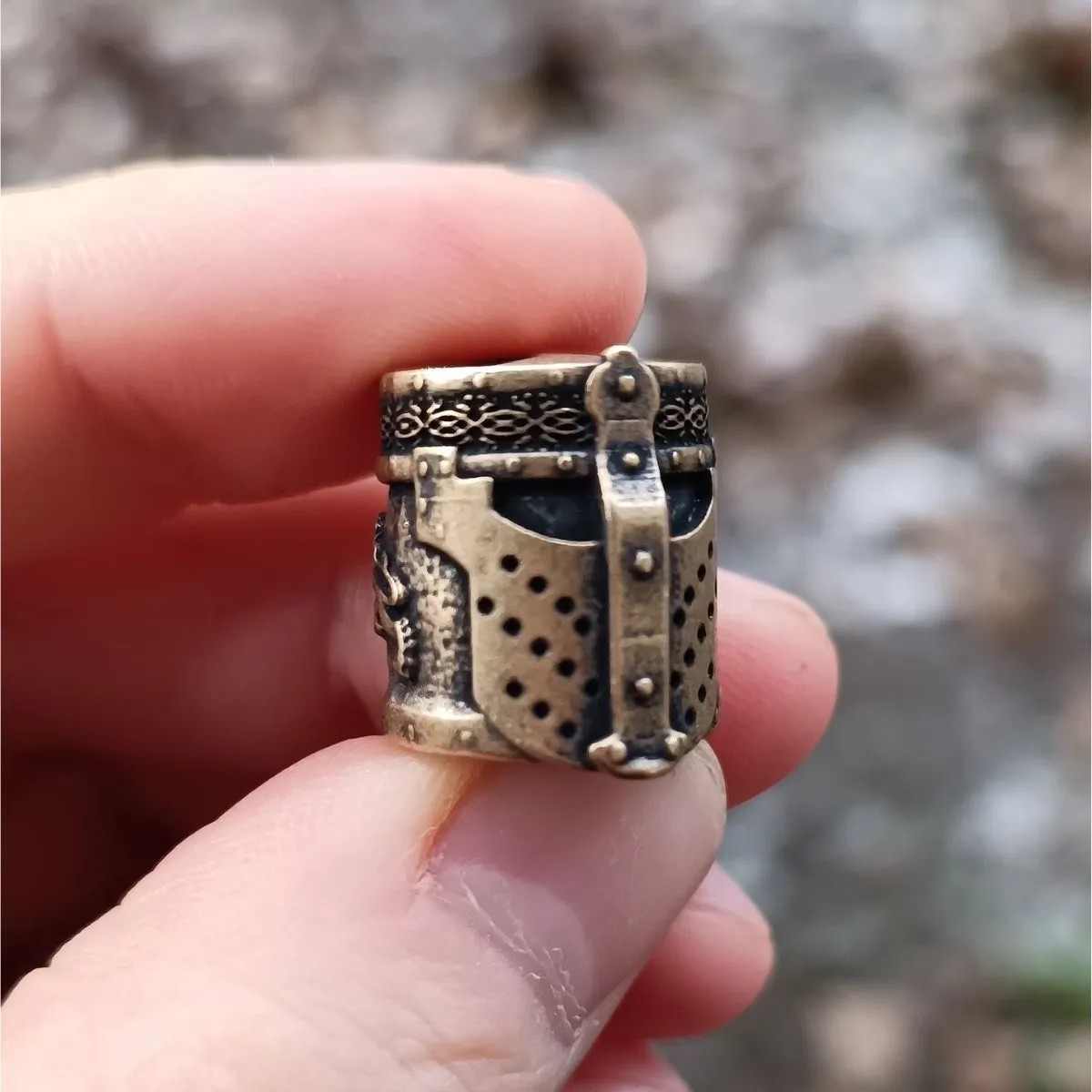 Knight templar helmet paracord bead
