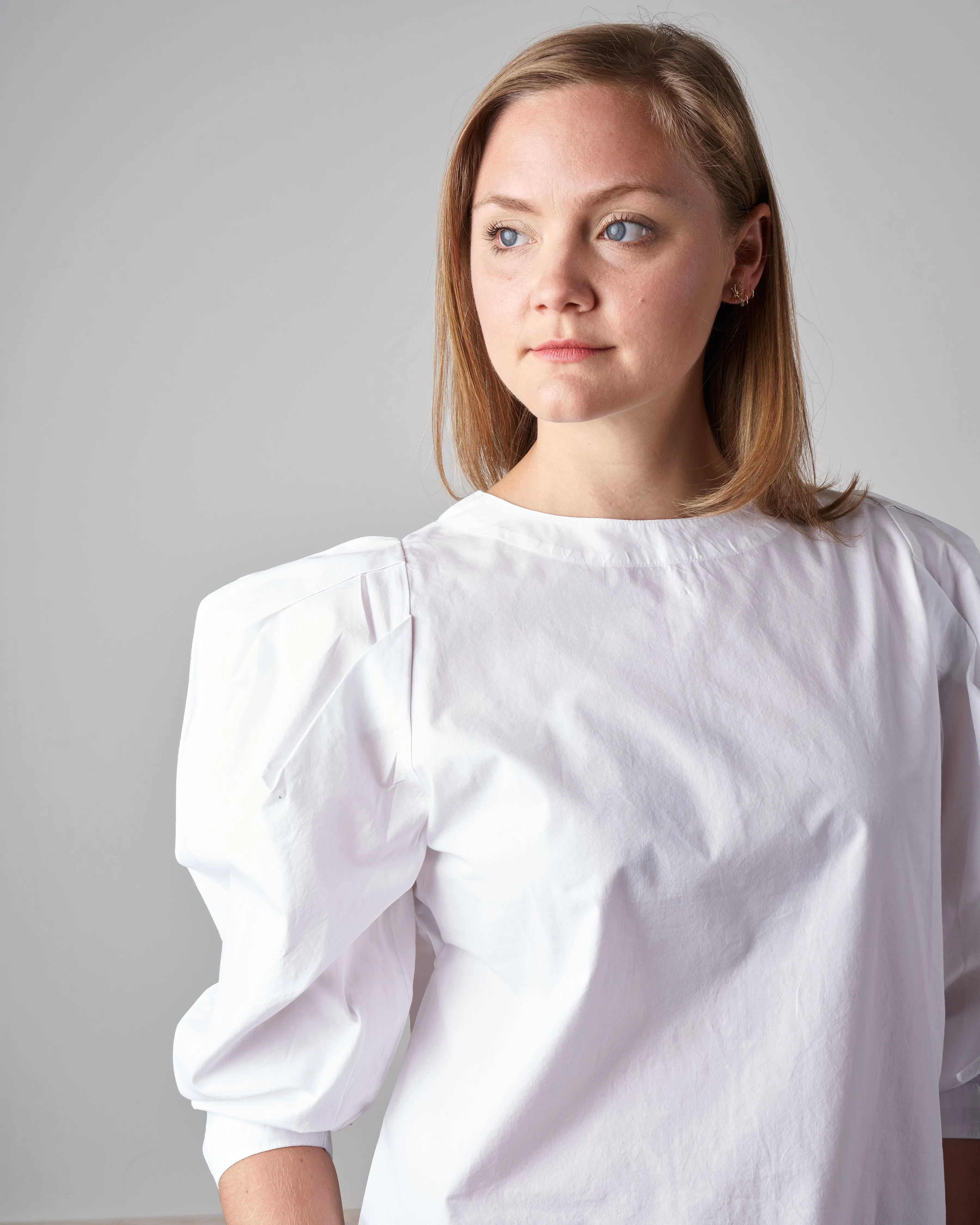 lila top - white