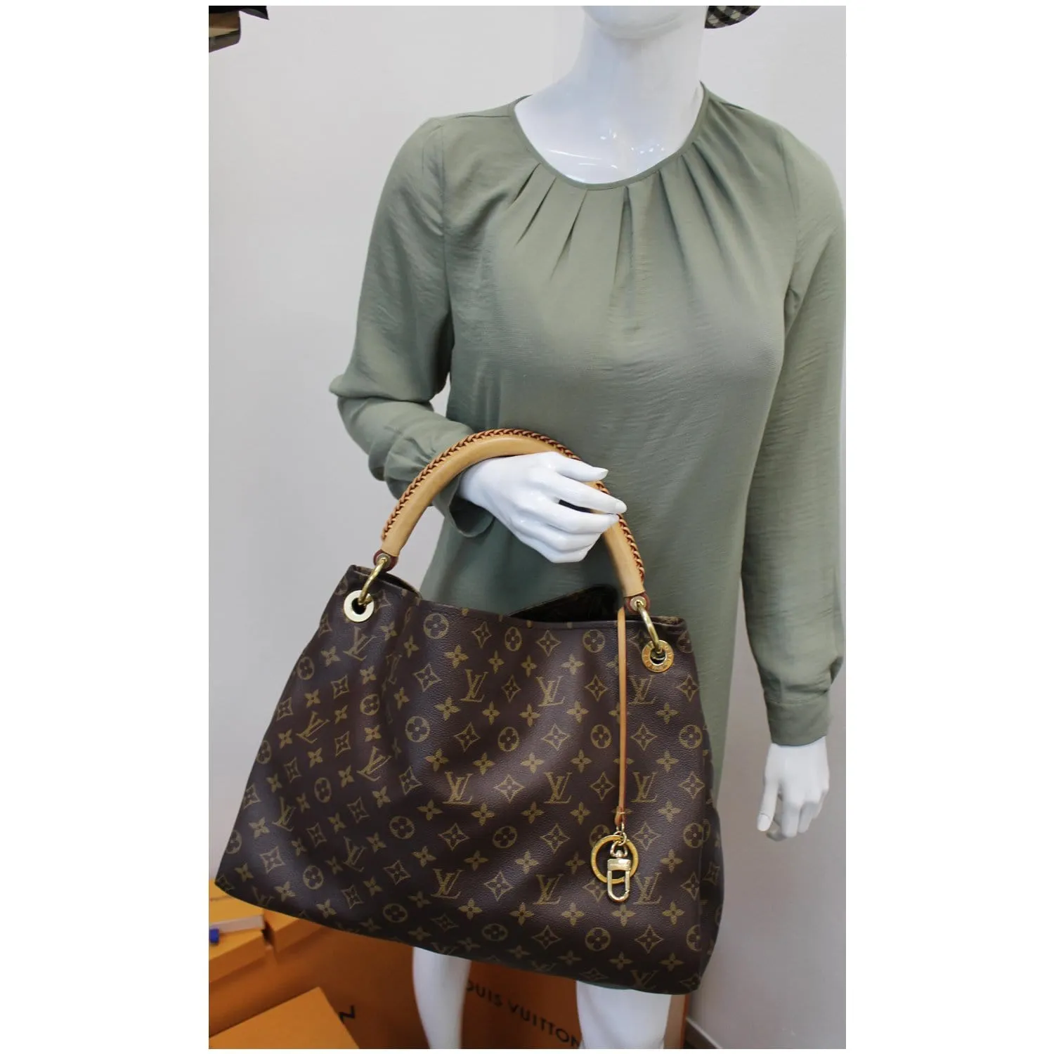LOUIS VUITTON Artsy MM Monogram Canvas Shoulder Bag Brown