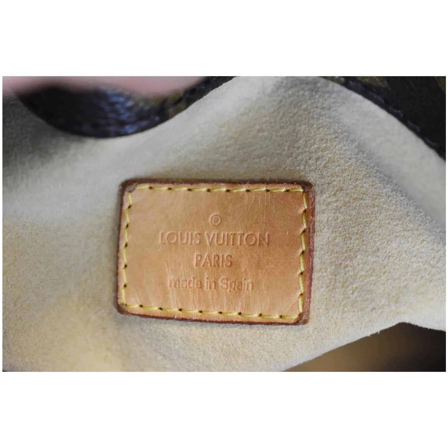 LOUIS VUITTON Artsy MM Monogram Canvas Shoulder Bag Brown