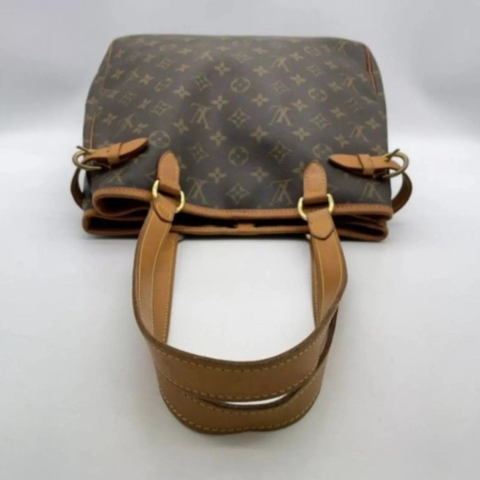 Louis Vuitton Batignolles Vertical Shoulder Bag