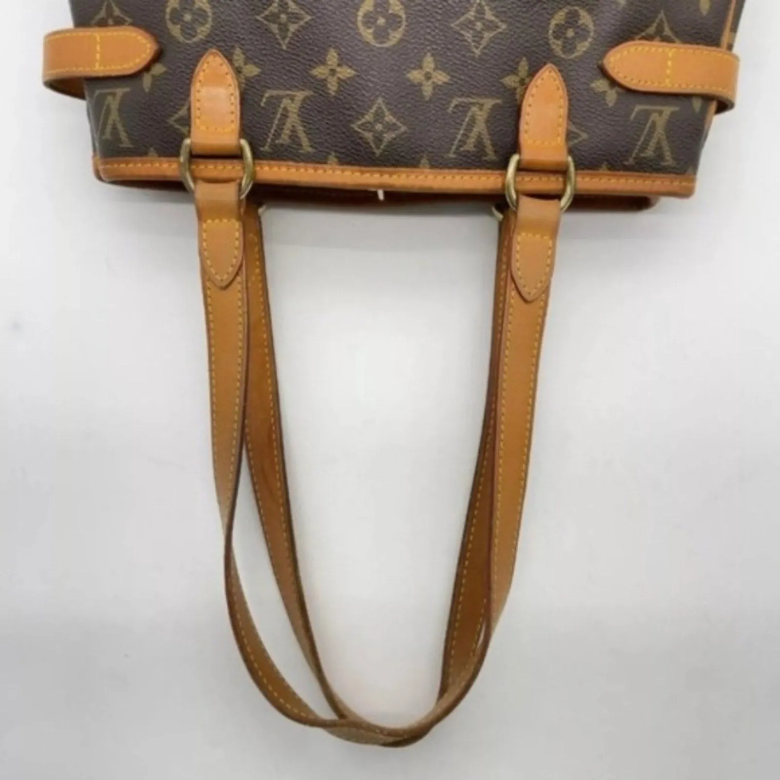 Louis Vuitton Batignolles Vertical Shoulder Bag